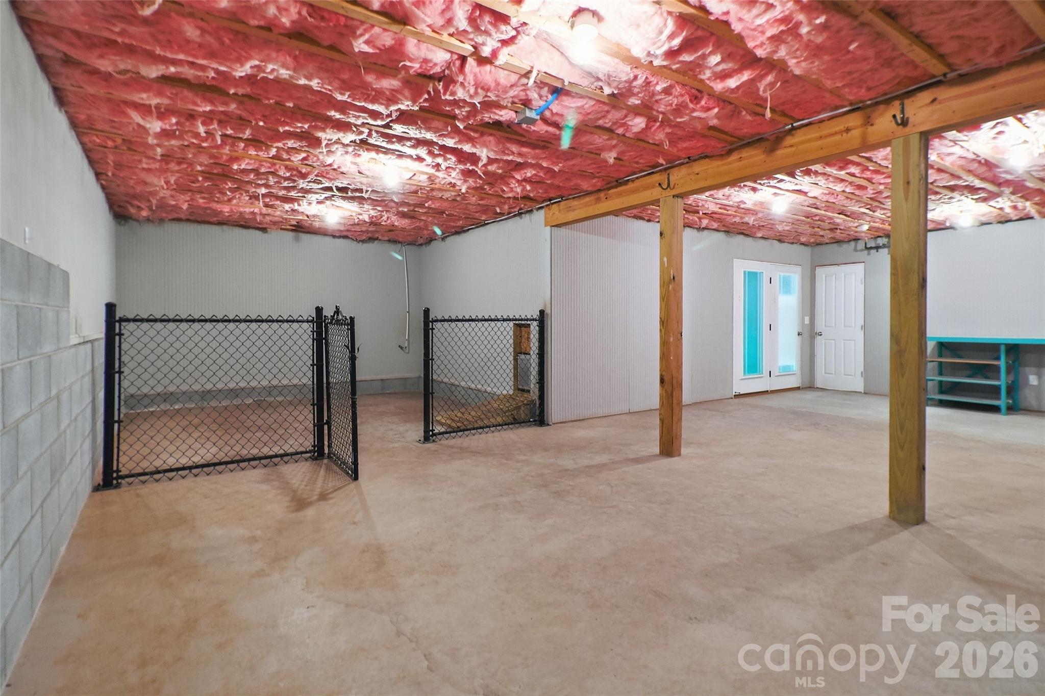 125 Beechmont Drive Property Photo 26