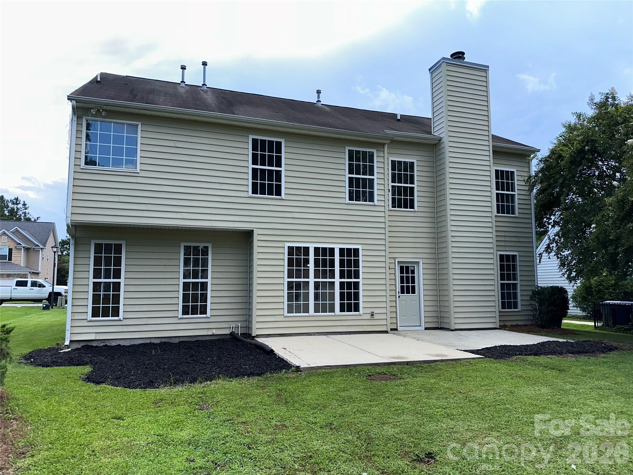 5867 Crimson Oak Court Property Photo 15
