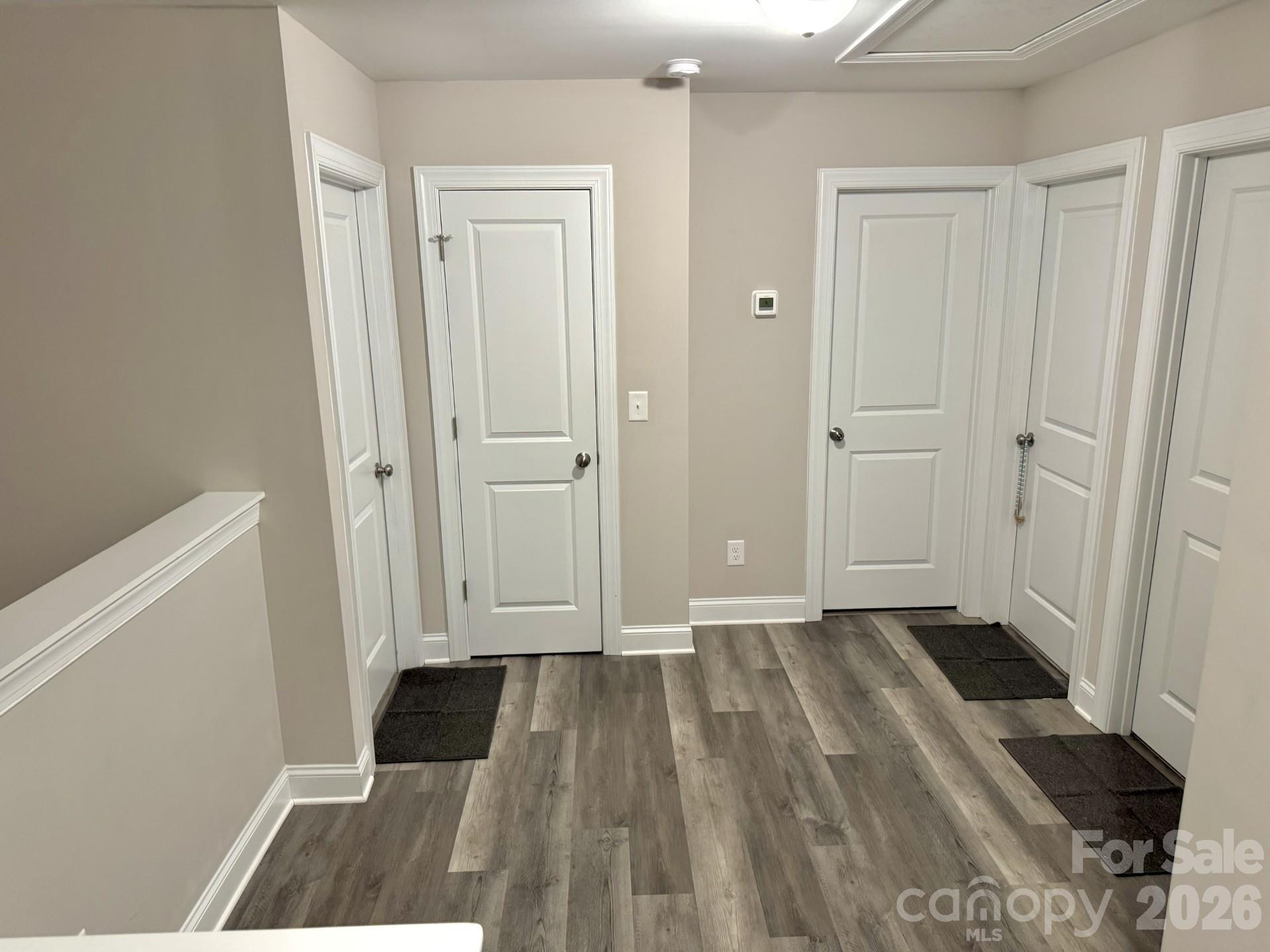 212 Old Centergrove Road Property Photo 17