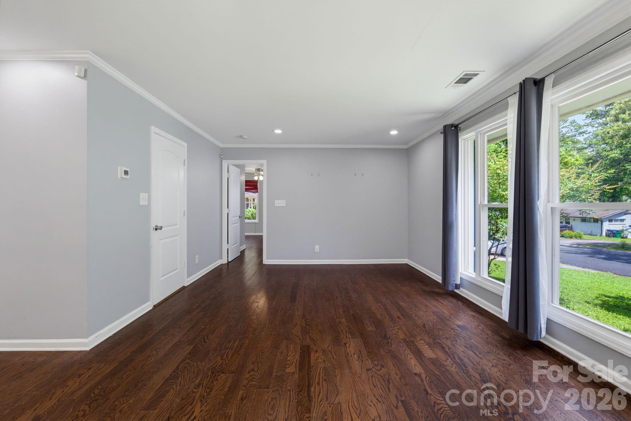 1742 Herrin Avenue Property Photo 8