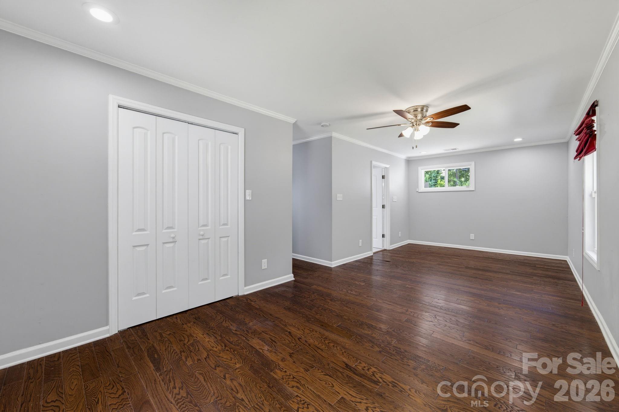 1742 Herrin Avenue Property Photo 22