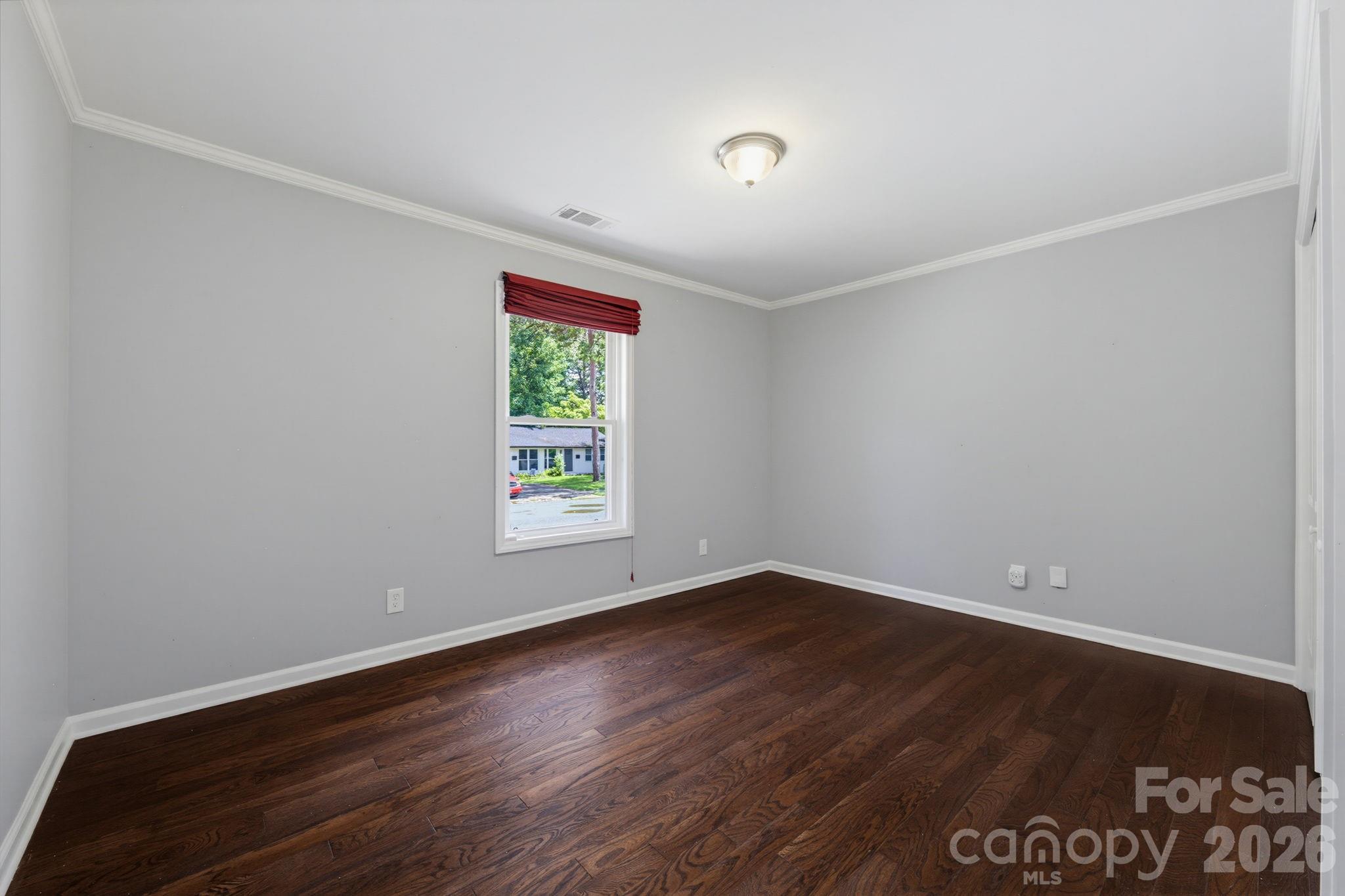 1742 Herrin Avenue Property Photo 25