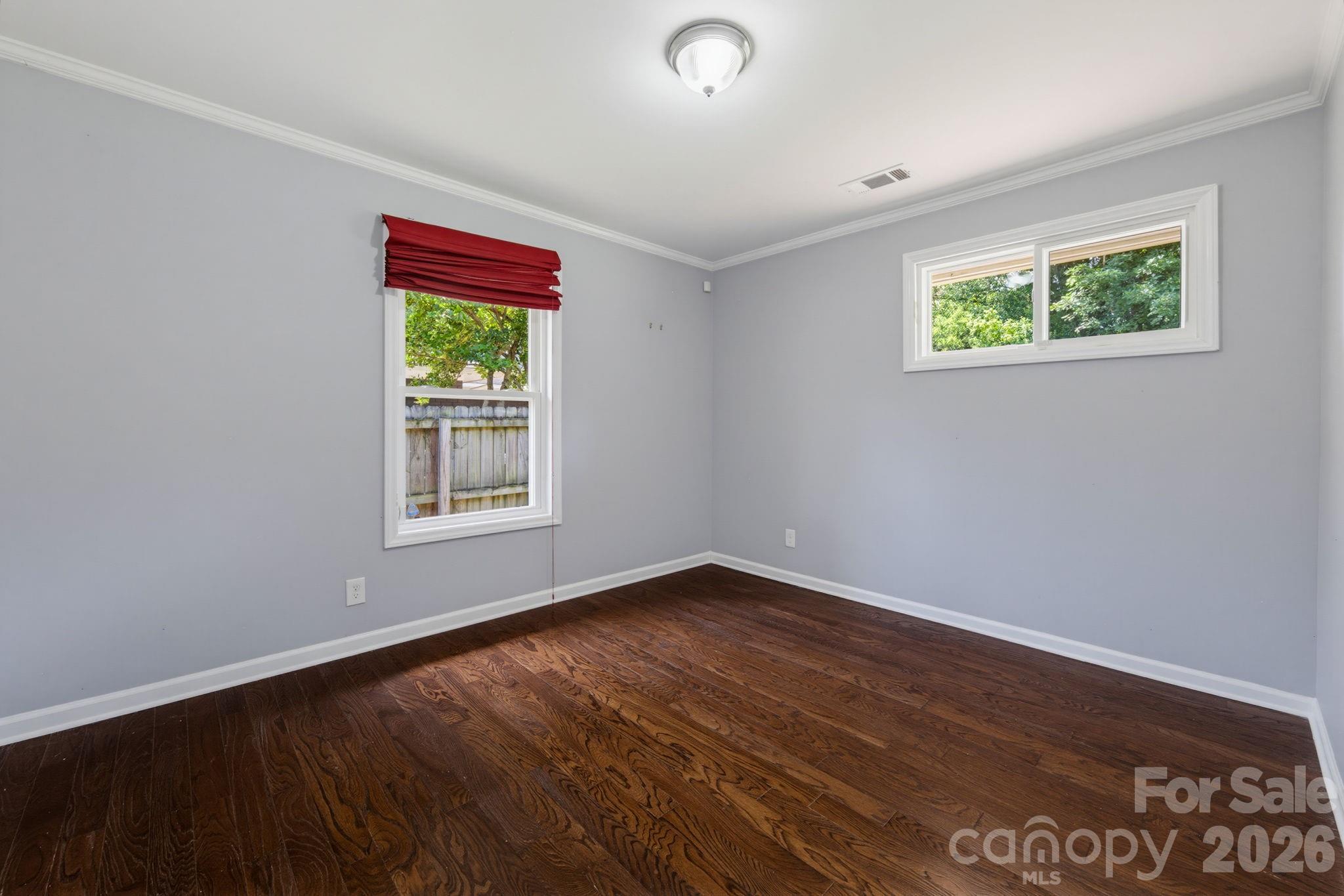1742 Herrin Avenue Property Photo 28
