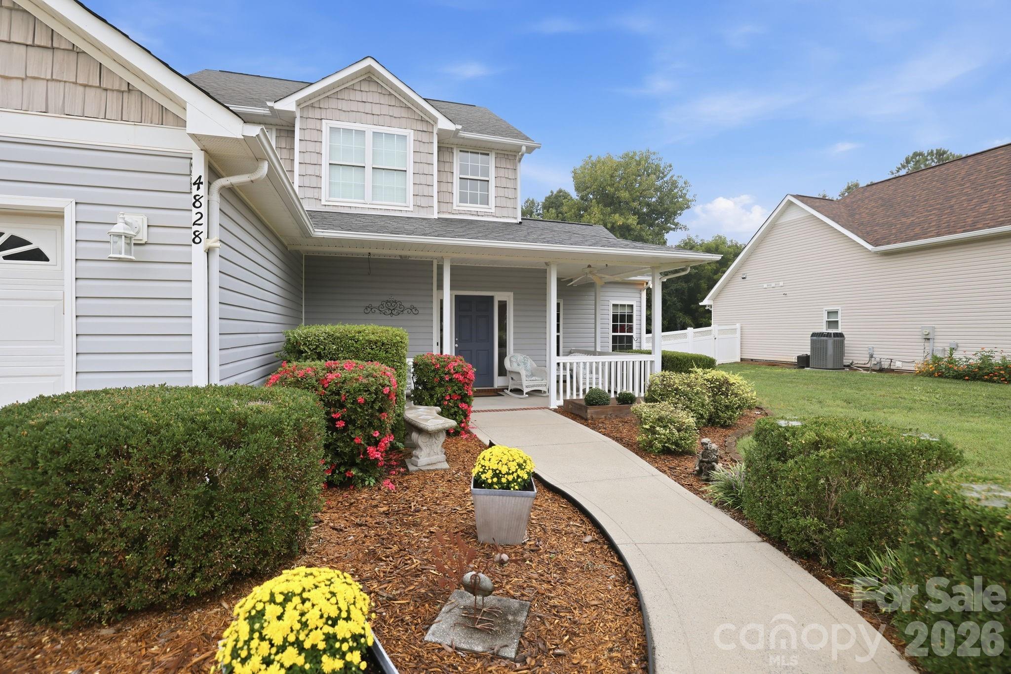4828 Mossy Cup Lane Property Photo 3