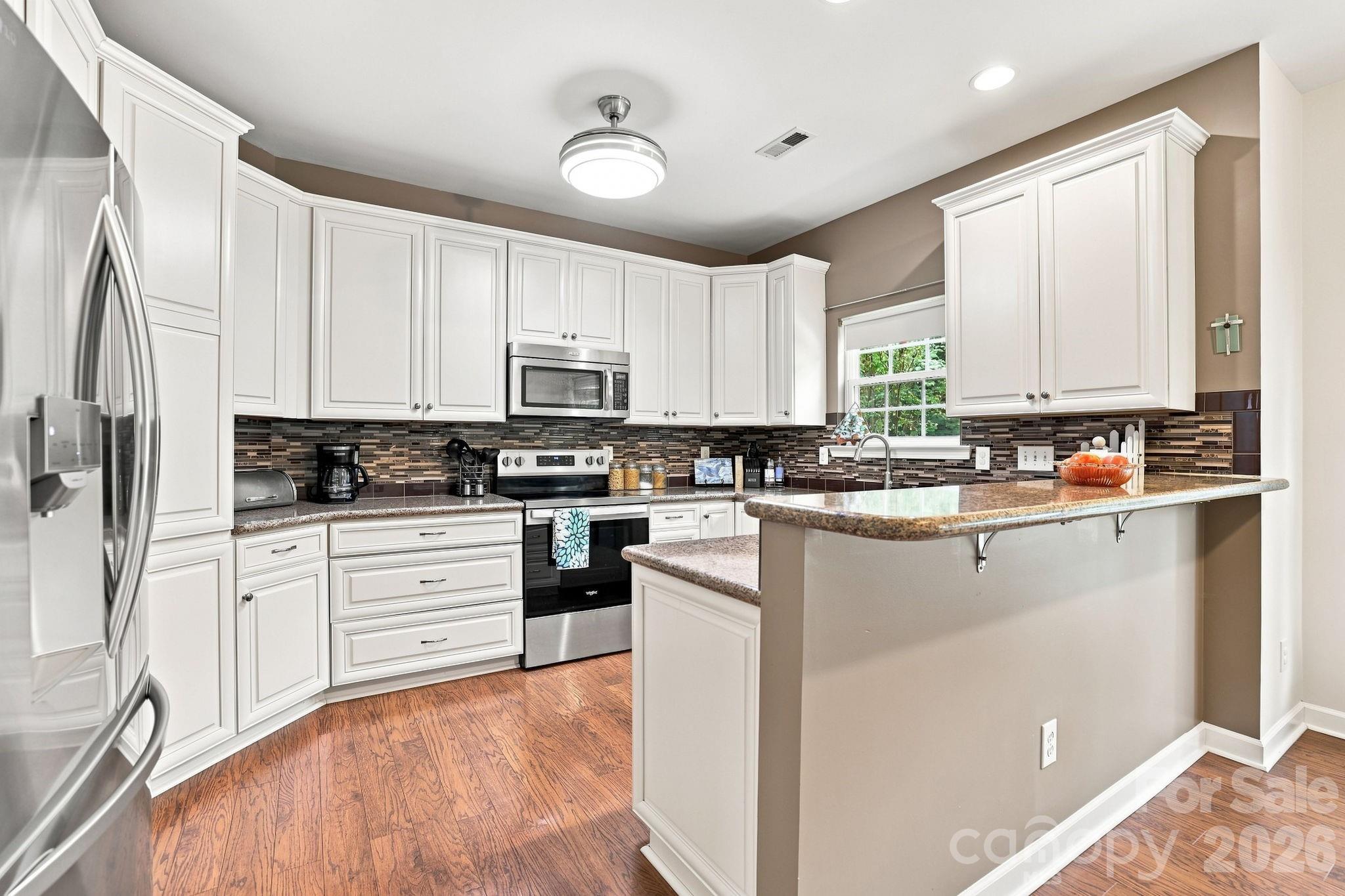 4828 Mossy Cup Lane Property Photo 13