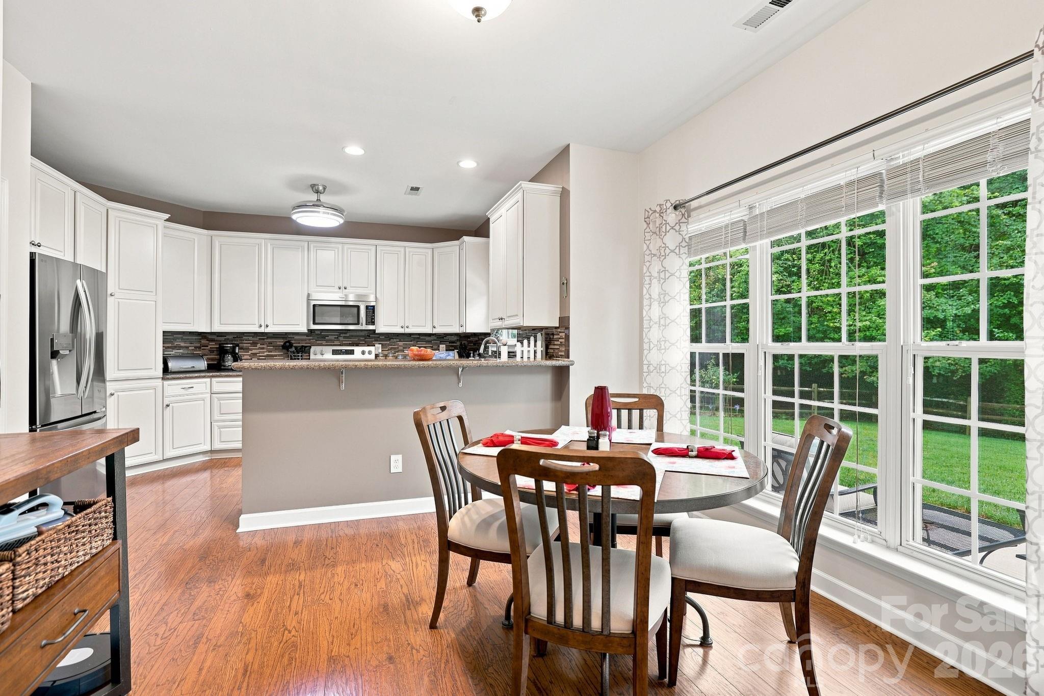 4828 Mossy Cup Lane Property Photo 14