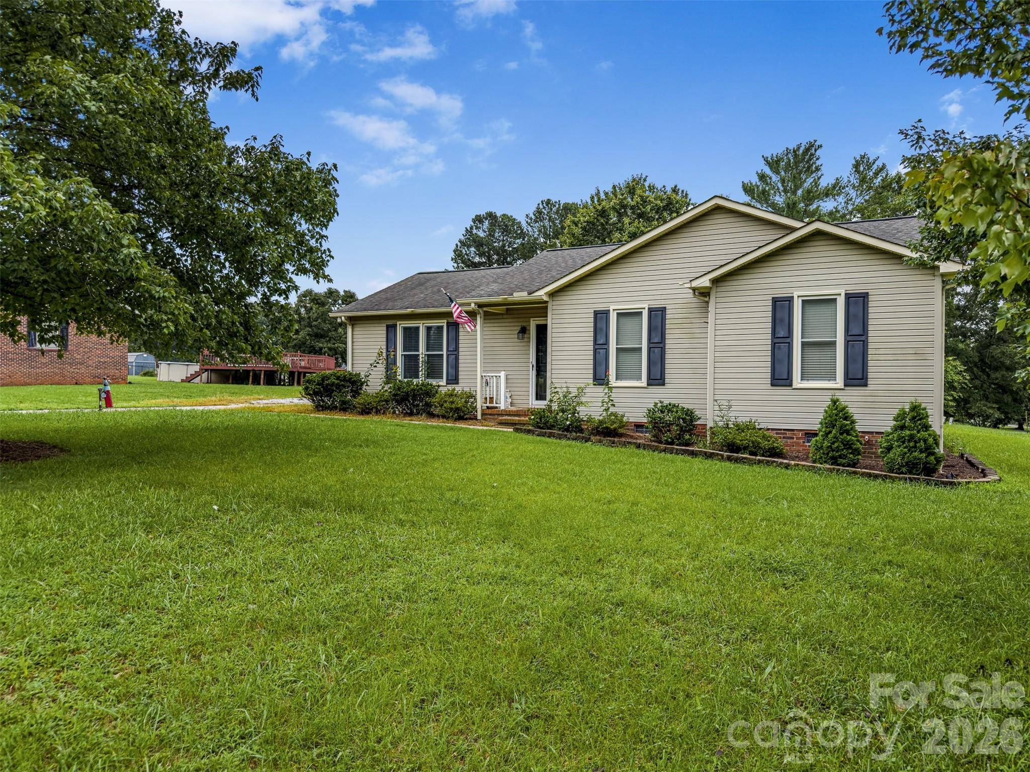 480 Cruse Road Property Photo 2
