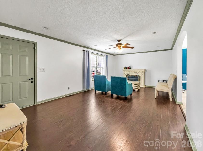 480 Cruse Road Property Photo 6
