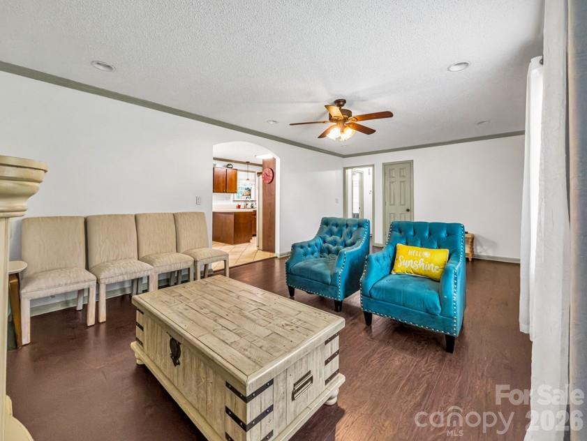 480 Cruse Road Property Photo 8