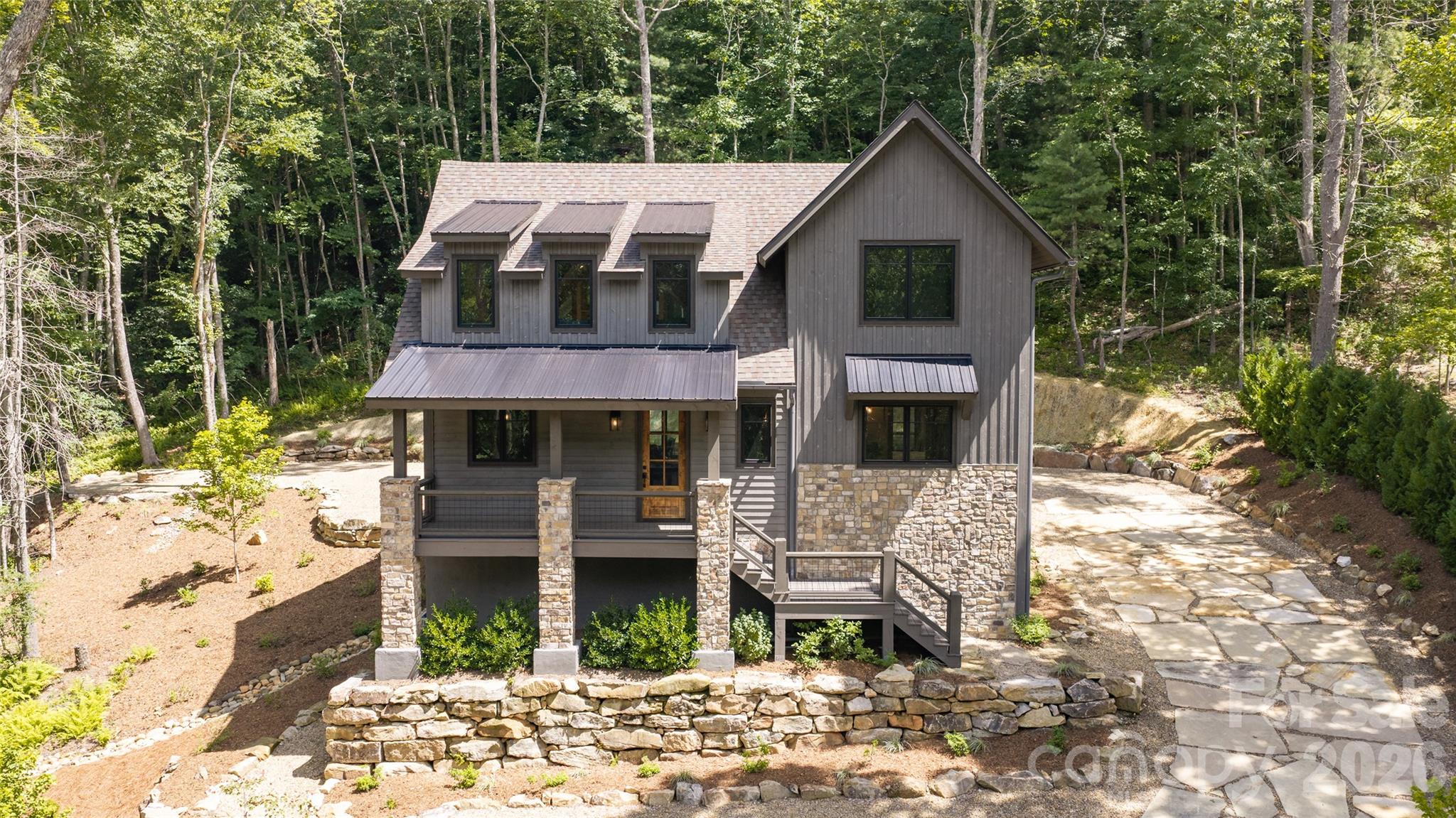 11 E Fish Camp Trail W19 Property Photo 2
