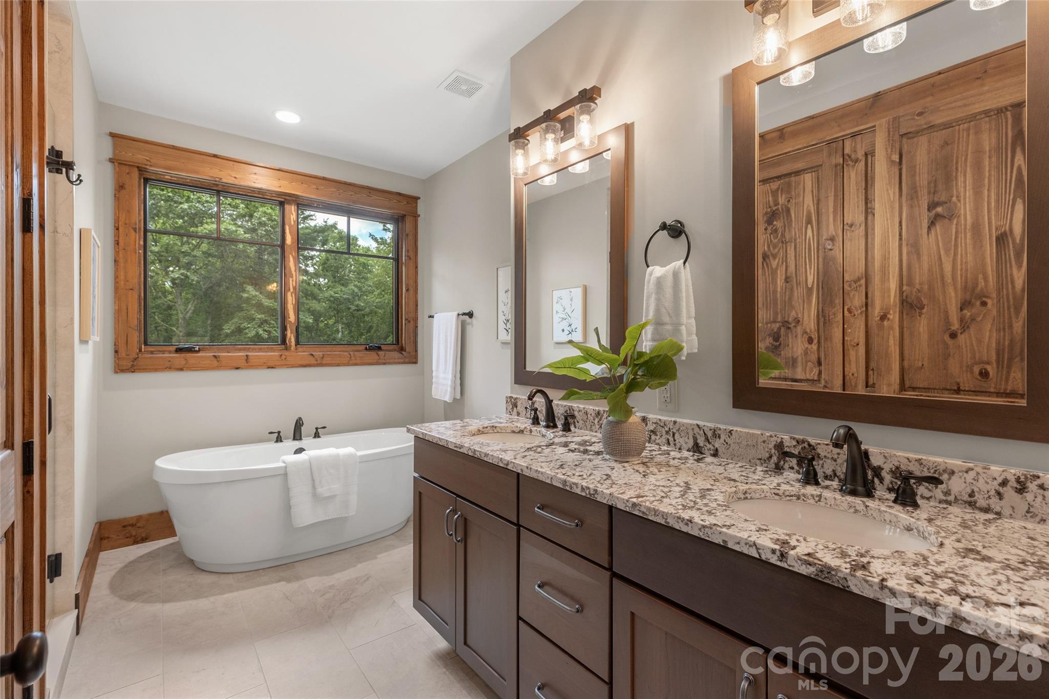 11 E Fish Camp Trail W19 Property Photo 25