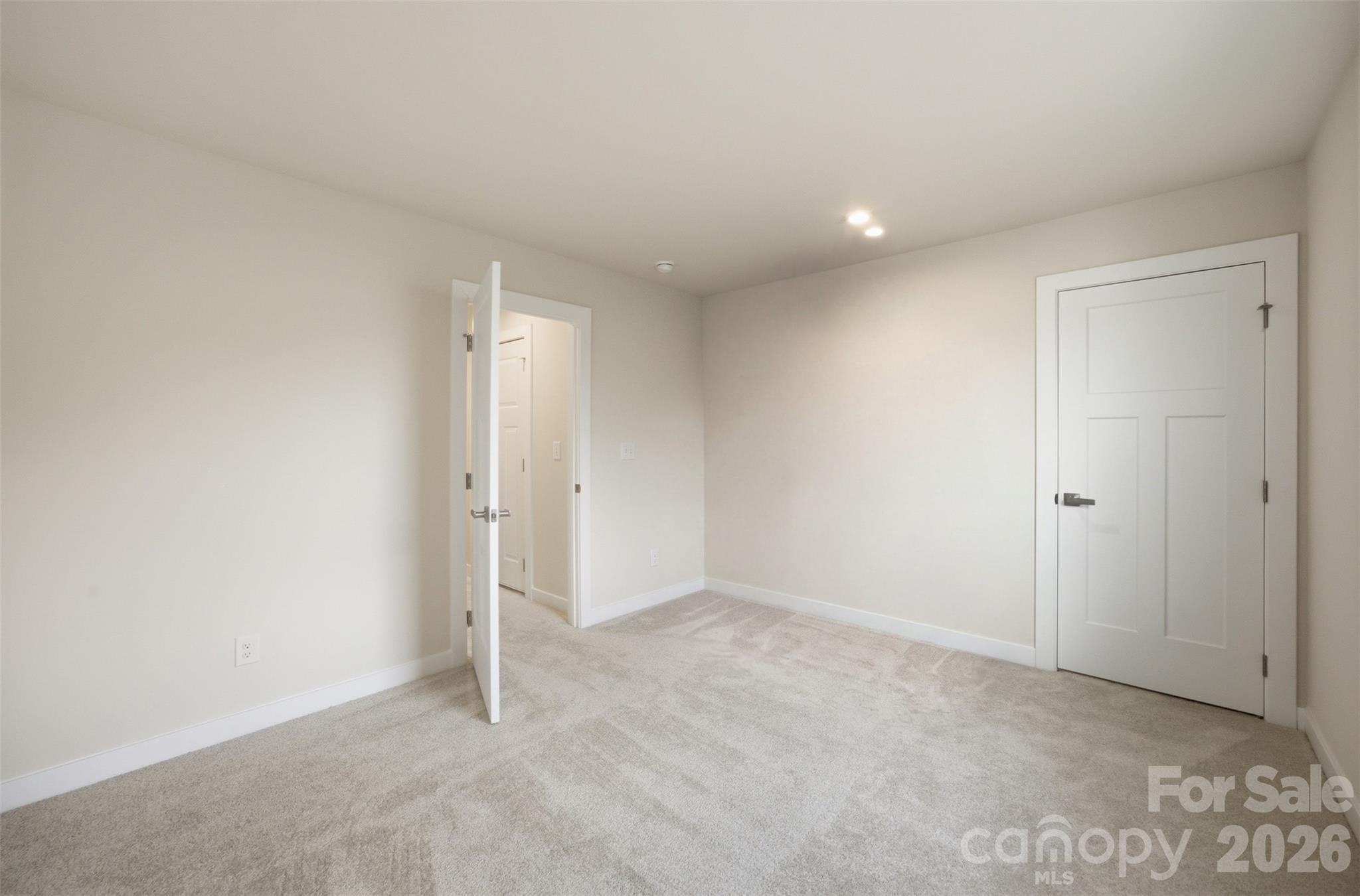 6428 Cambridge Drive Property Photo 21