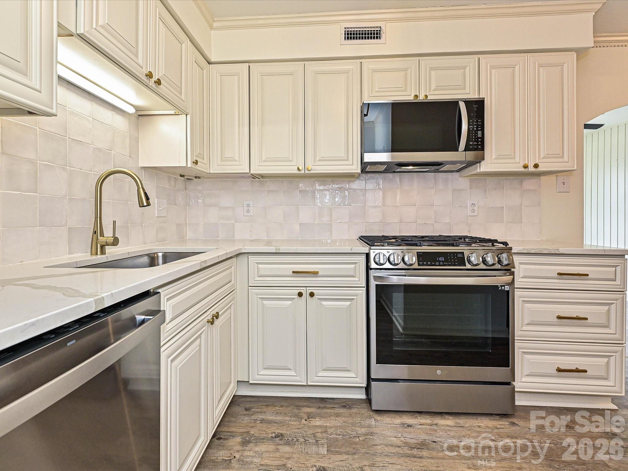 3520 Colony Road G Property Photo 20
