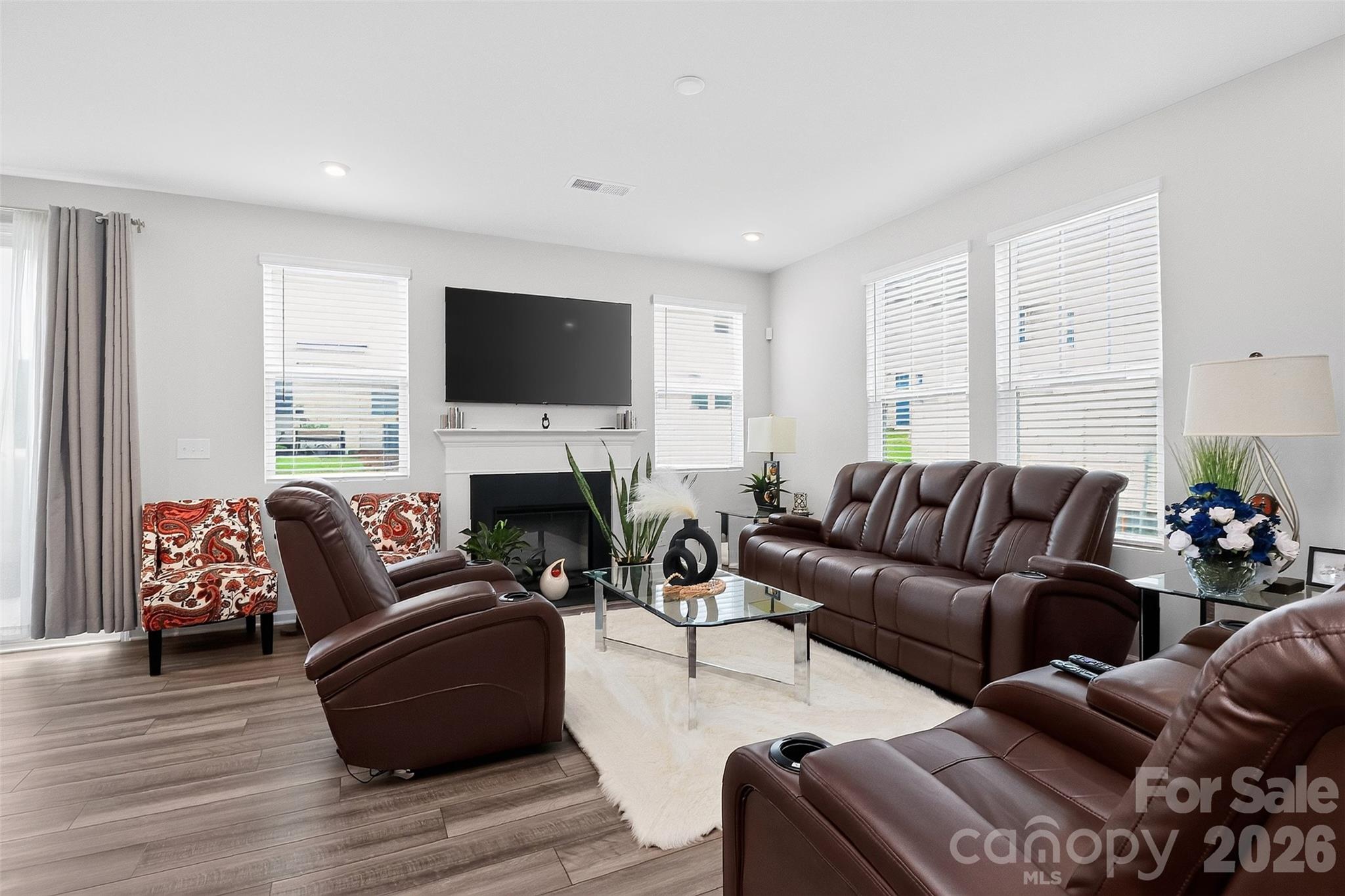 13327 Savaine Street Property Photo 7