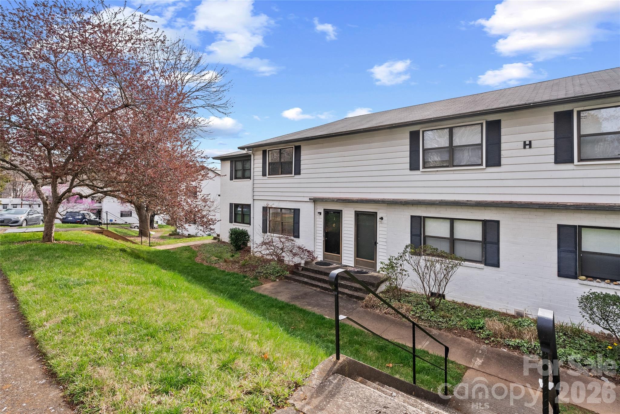 615 Biltmore Avenue H-2 Property Photo 17