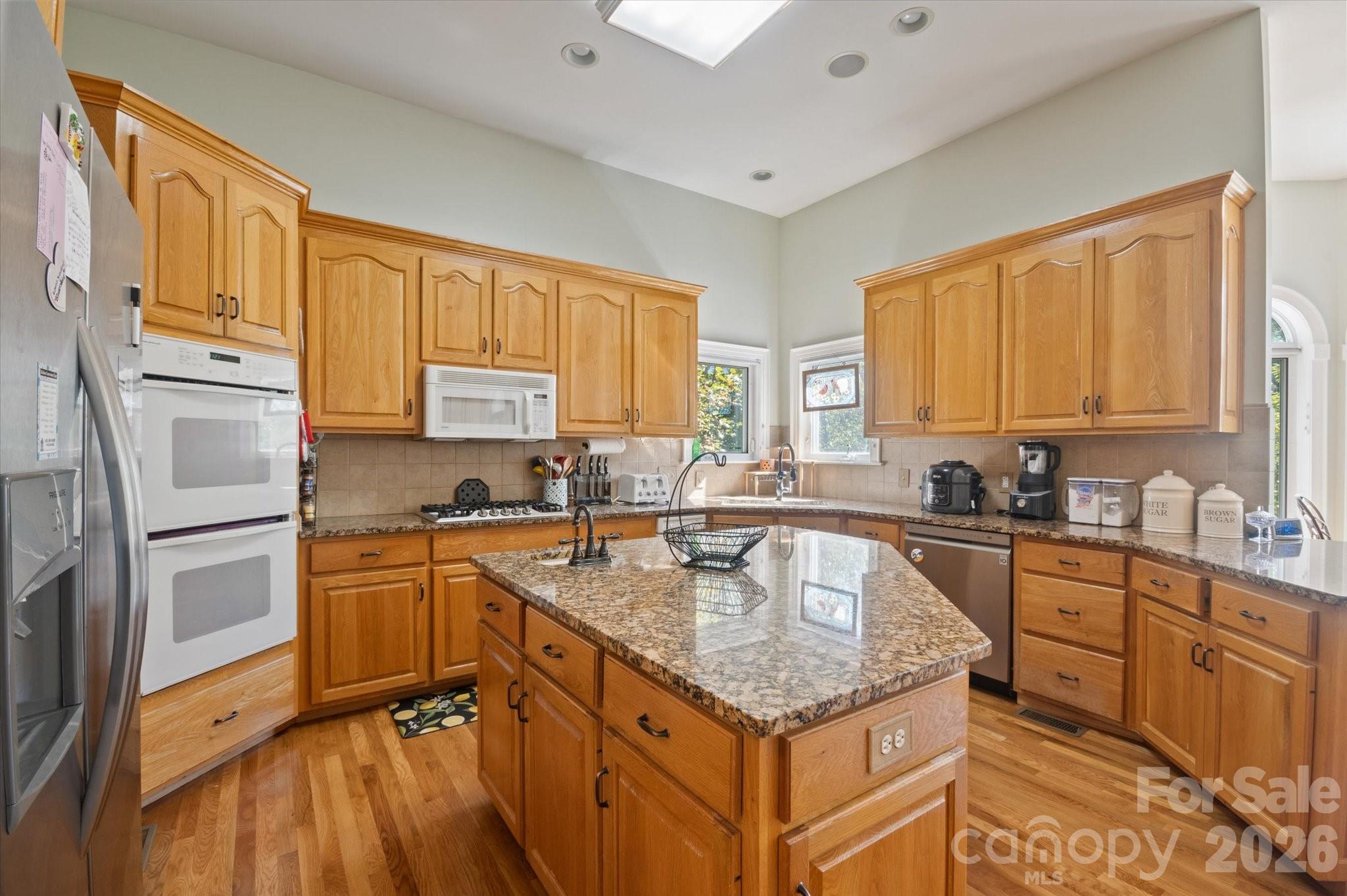 192 Lake Club Drive Property Photo 8