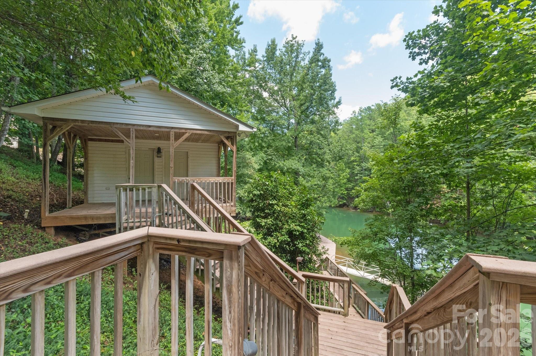 192 Lake Club Drive Property Photo 43