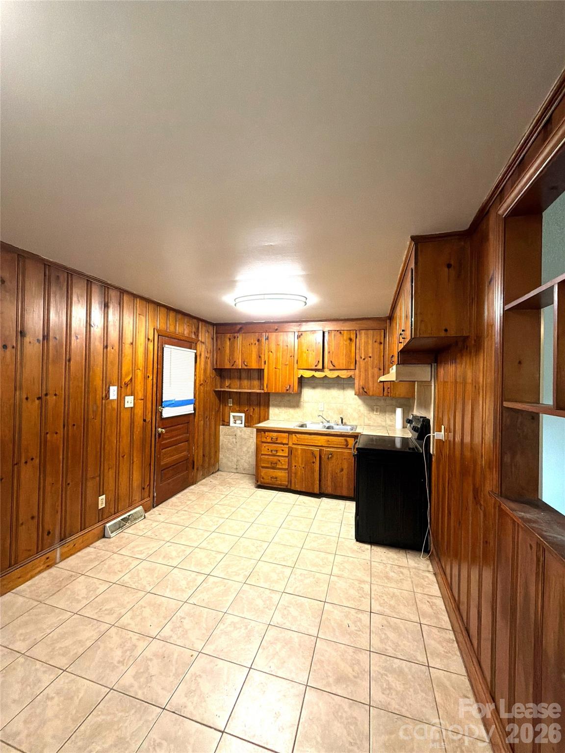 4410 Brooktree Drive Property Photo 6