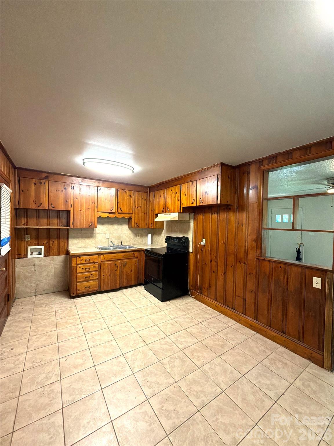 4410 Brooktree Drive Property Photo 7