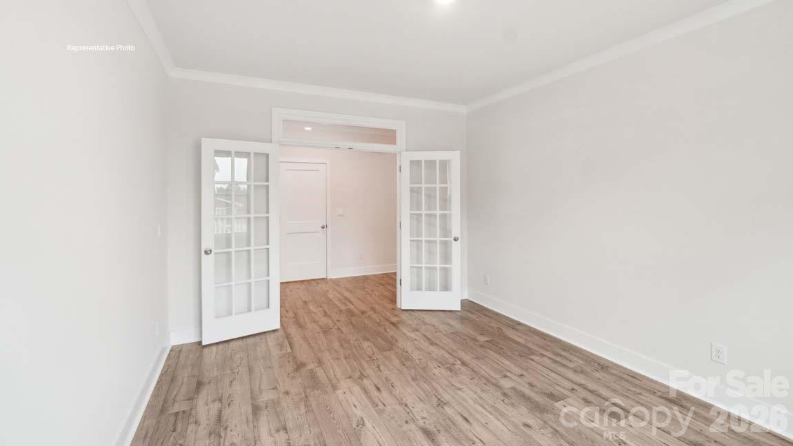6021 Shady Terrace Lane Property Photo 4