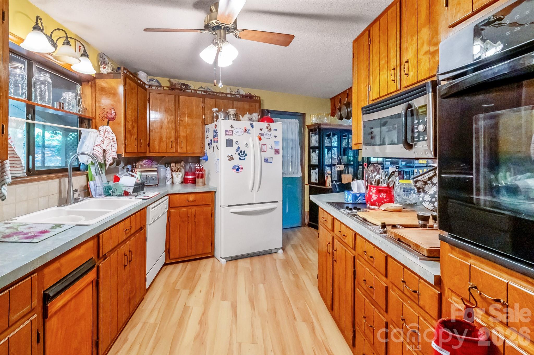 436 Allenton Street Property Photo 11