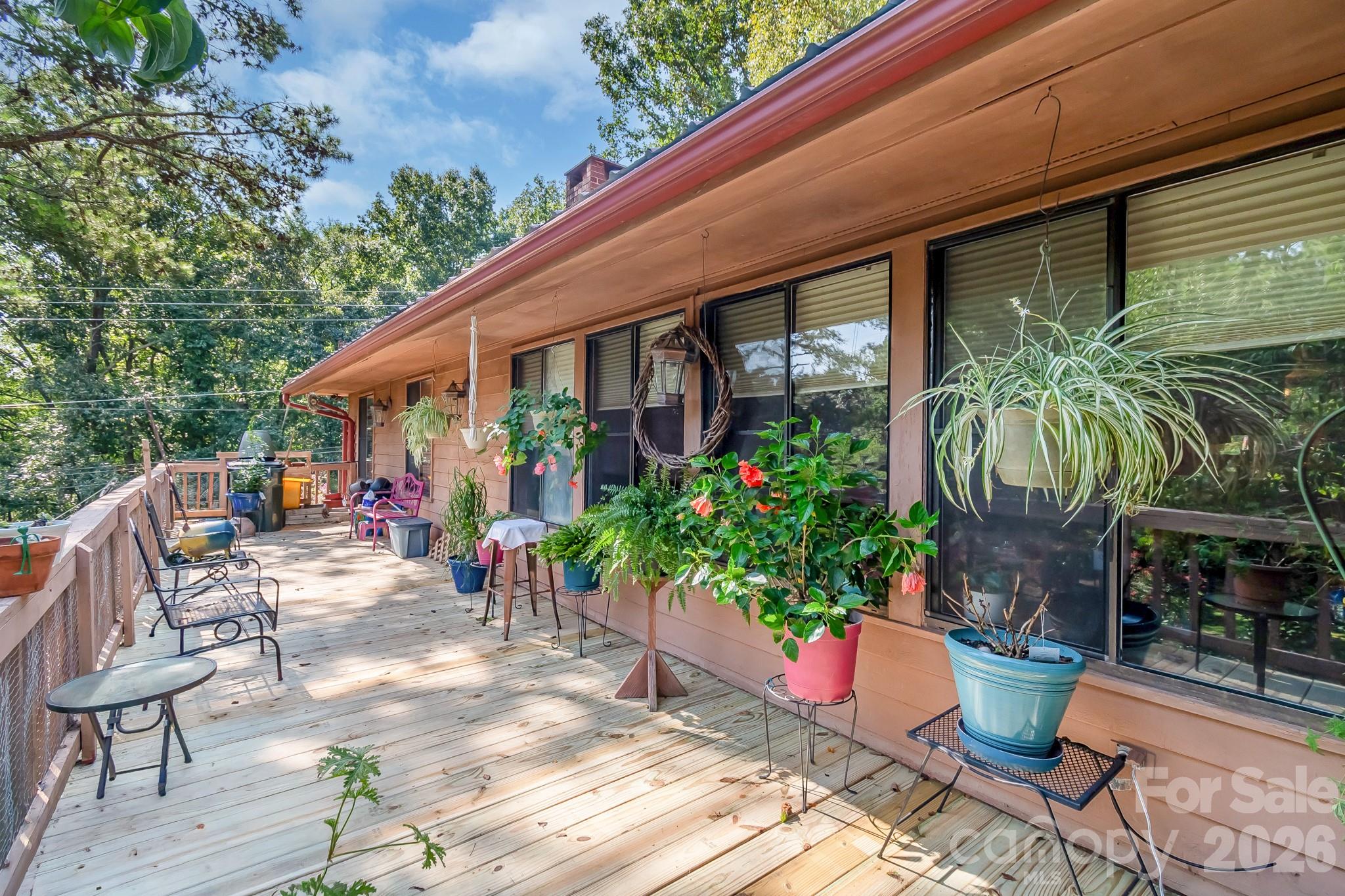 436 Allenton Street Property Photo 28