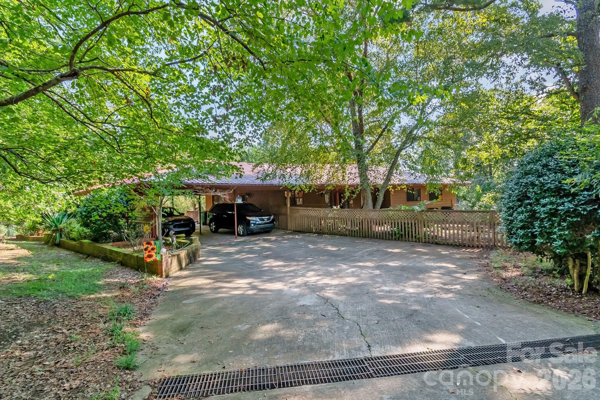 436 Allenton Street Property Photo 32