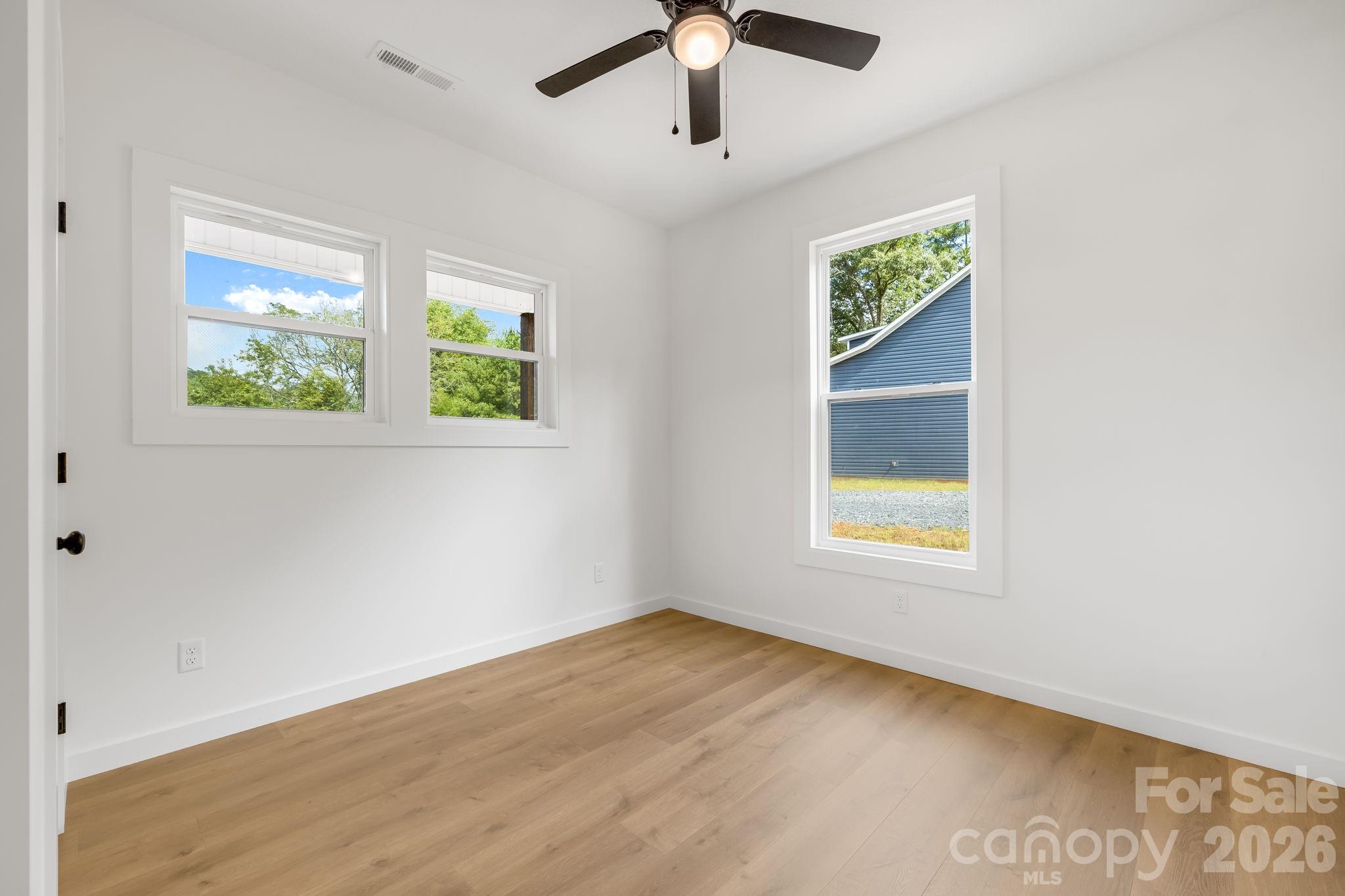120 Dog Star Lane Property Photo 13