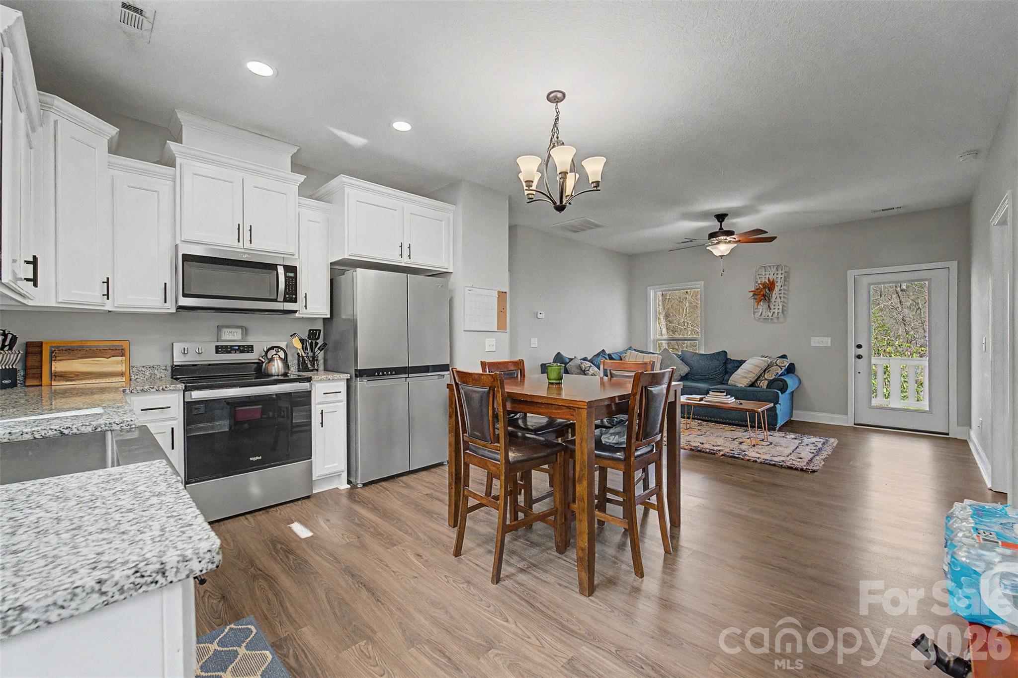 254 Ivory Lane Property Photo 6