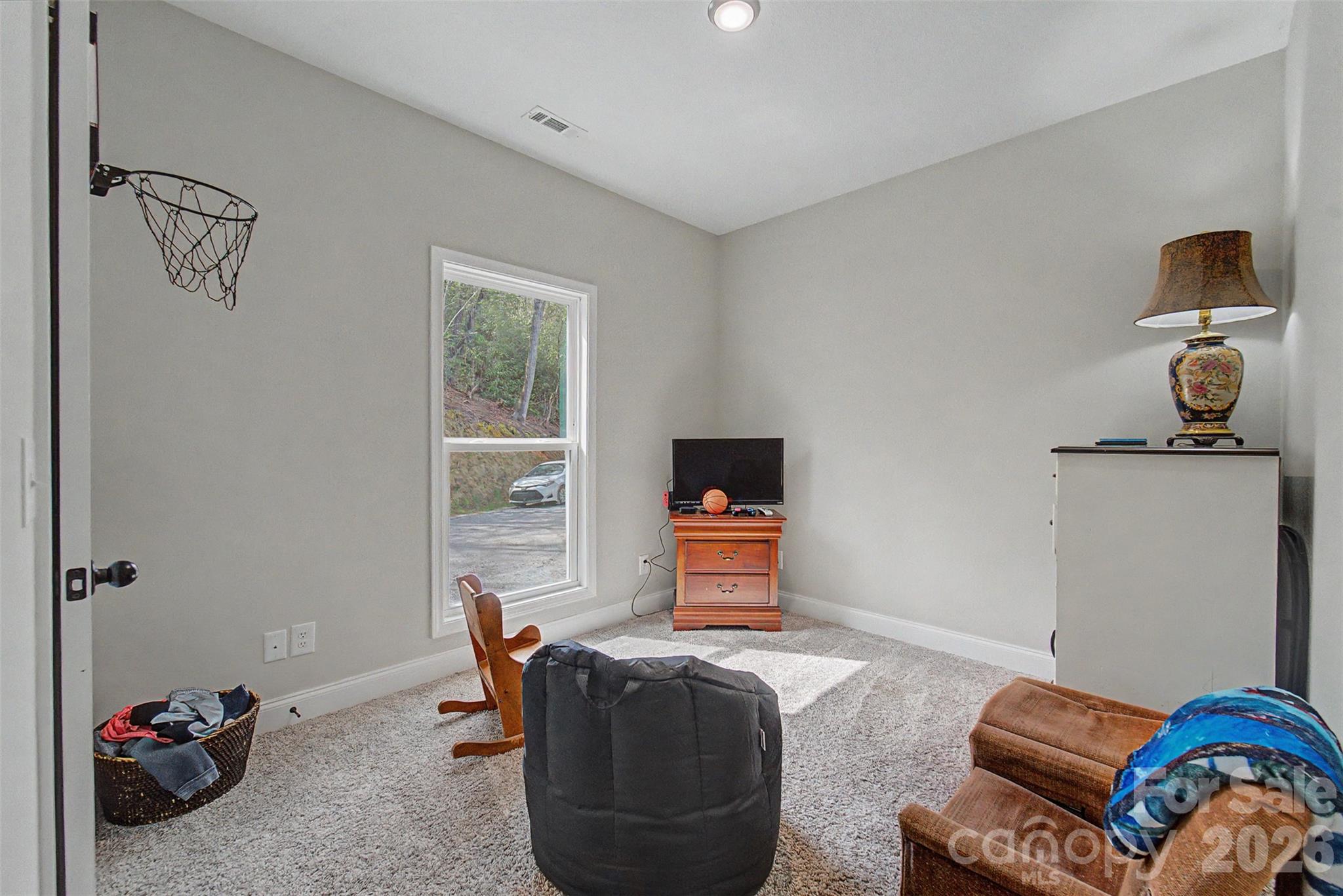 254 Ivory Lane Property Photo 15