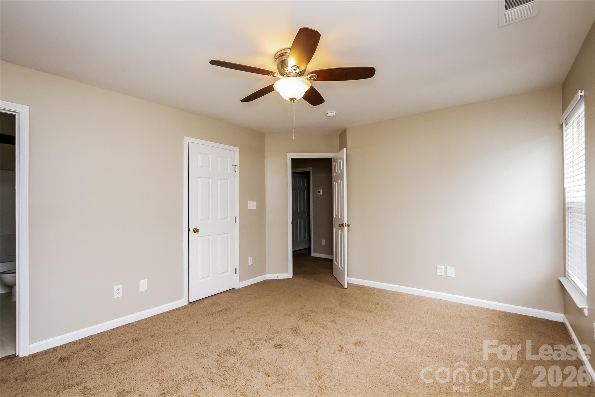 601 N Mulberry Street Property Photo 9