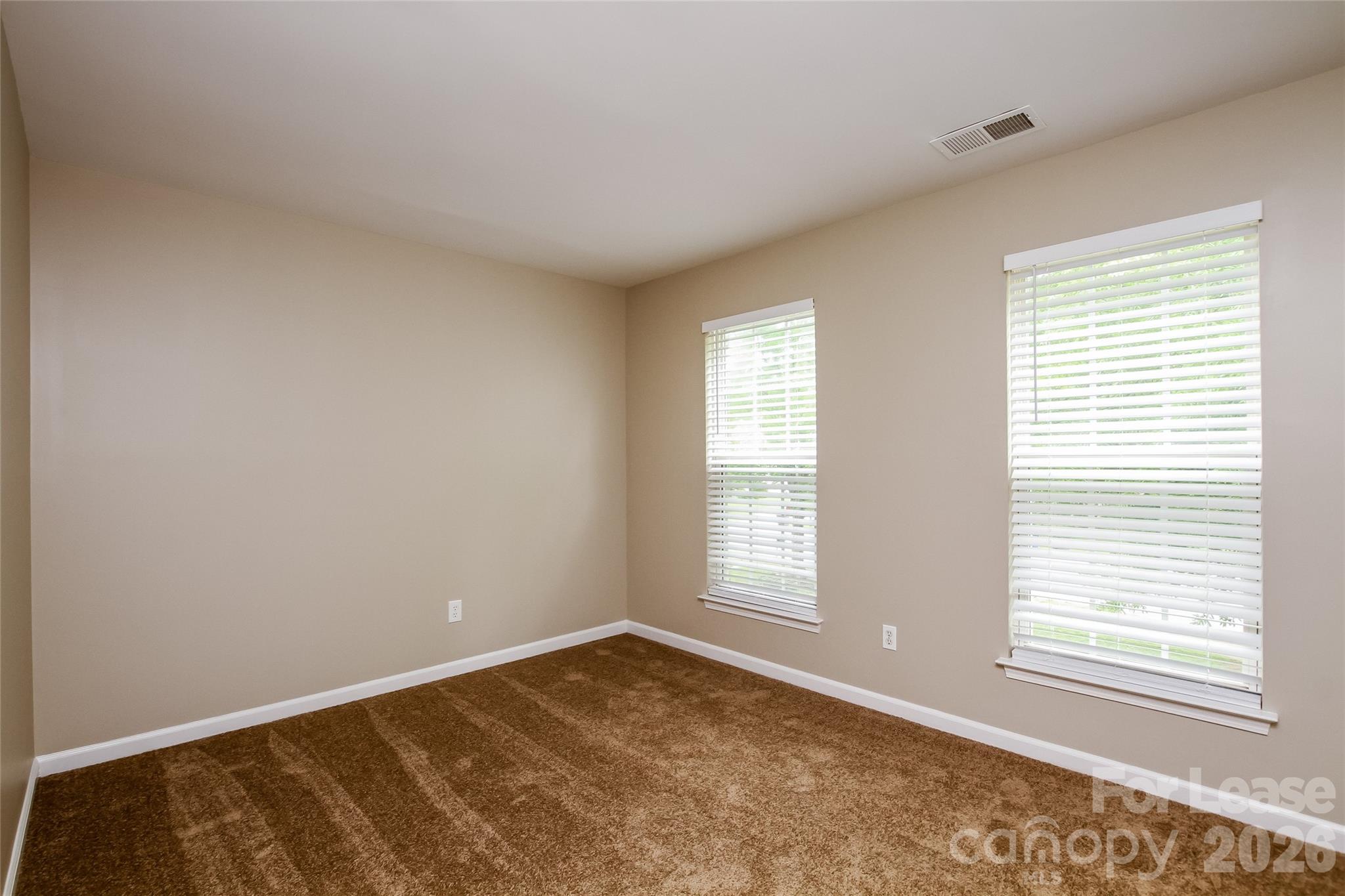 601 N Mulberry Street Property Photo 10