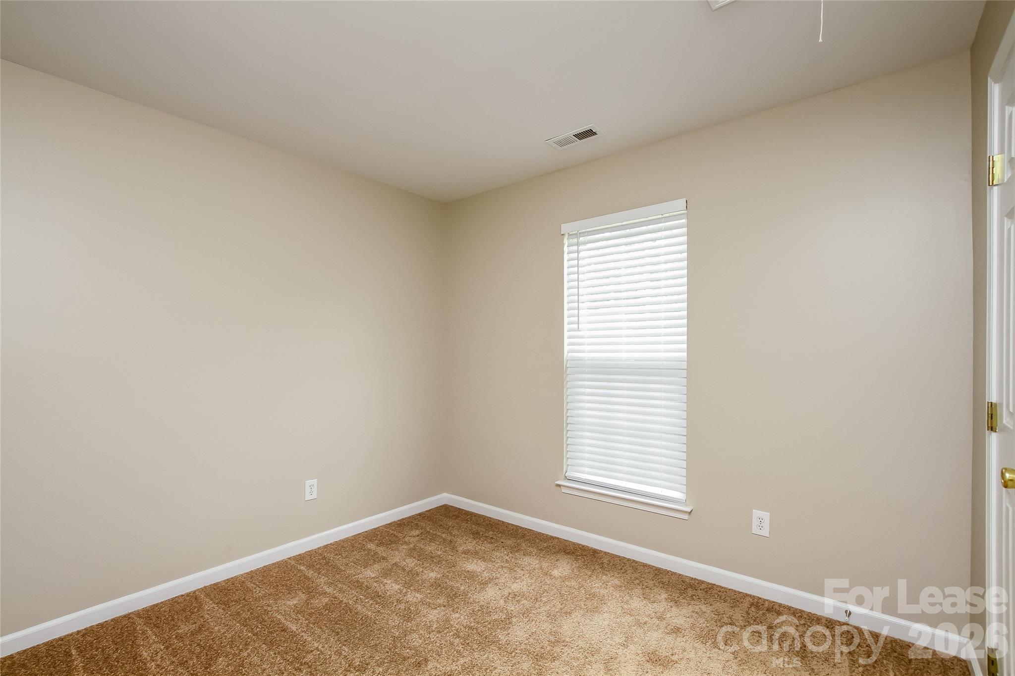 601 N Mulberry Street Property Photo 11