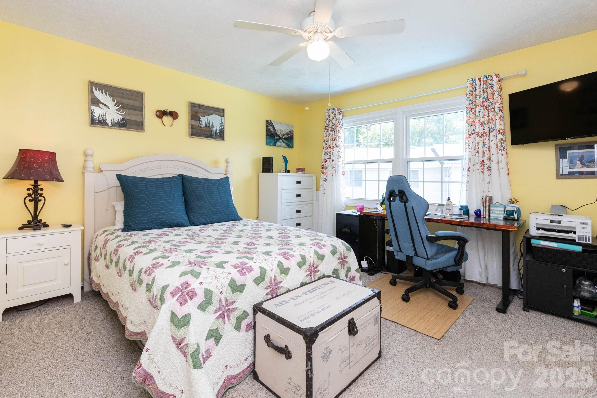 405 Southway Garden Road Property Photo 11