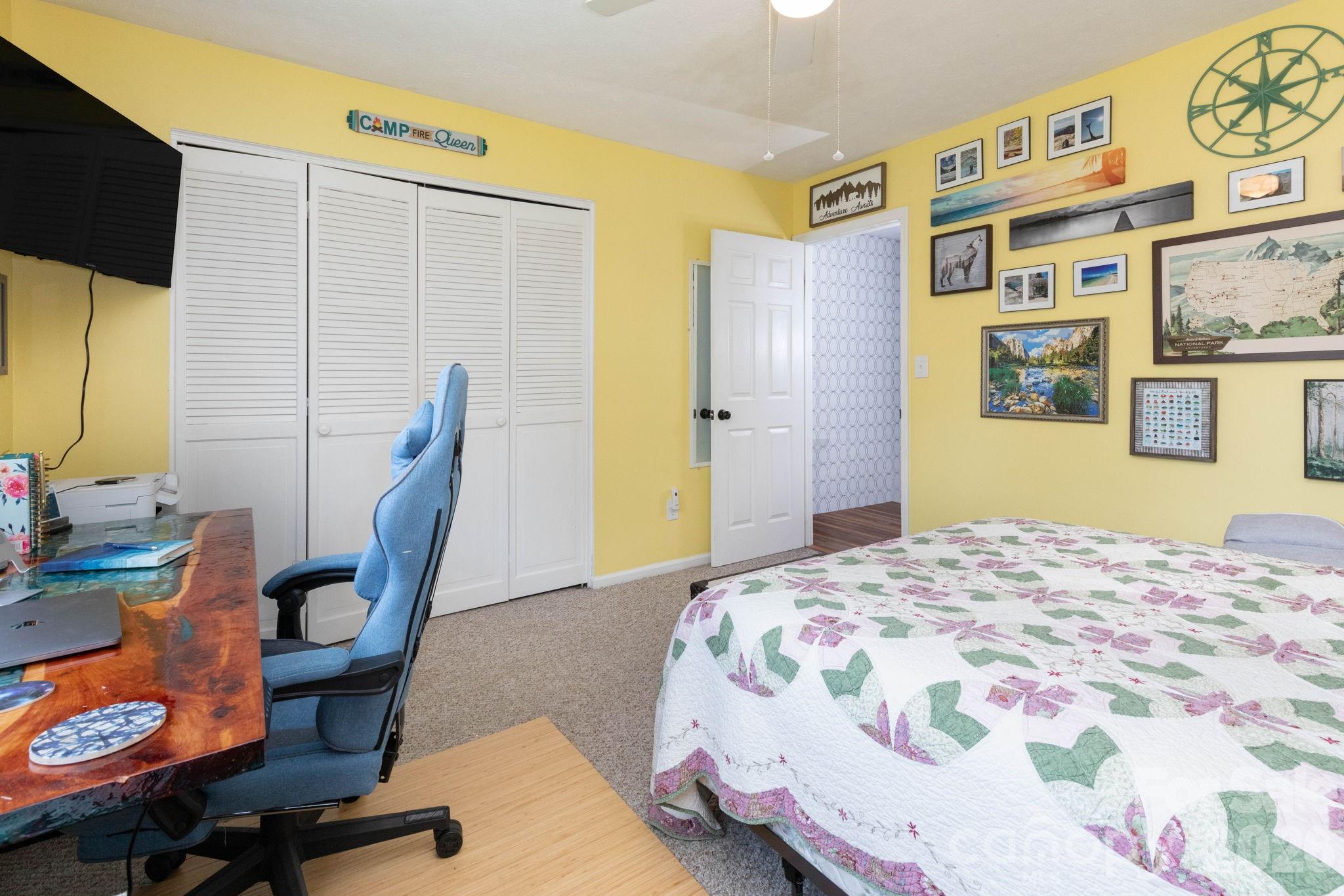 405 Southway Garden Road Property Photo 12
