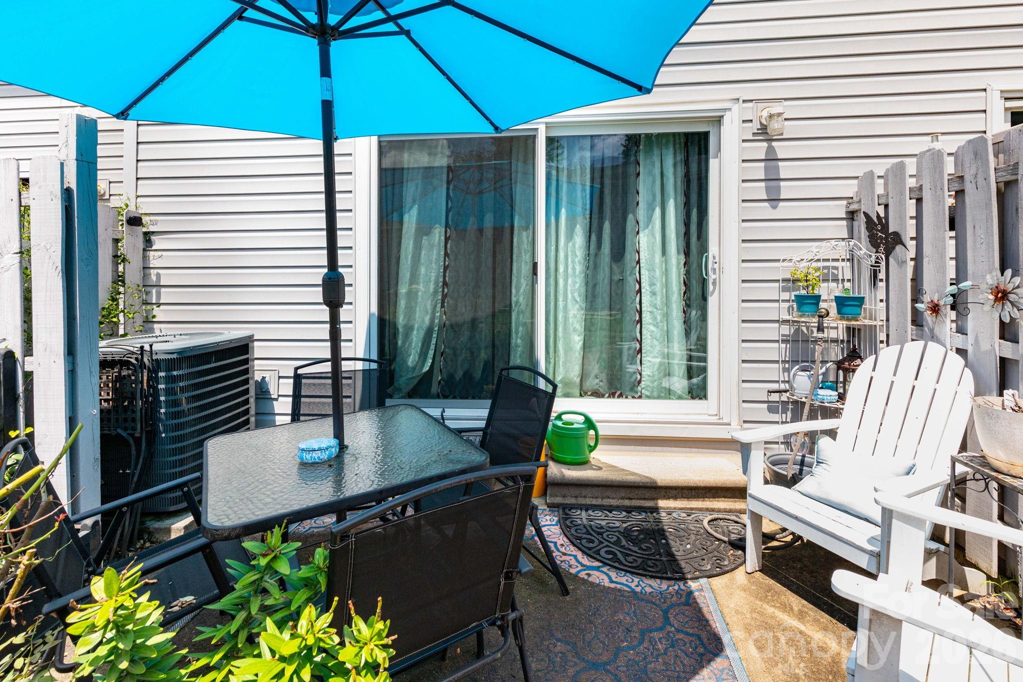 405 Southway Garden Road Property Photo 16