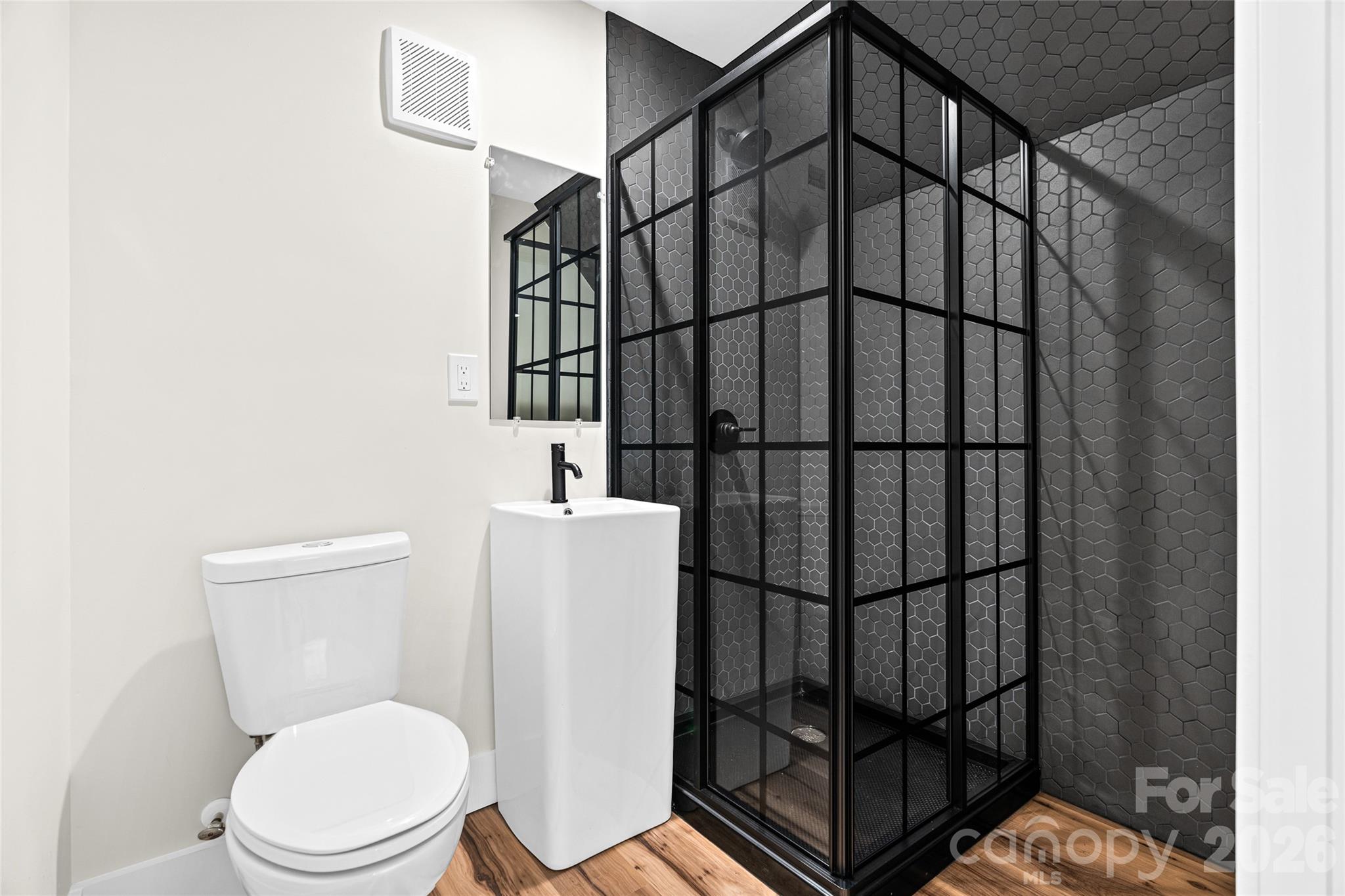 155 Oak Terrace Property Photo 39