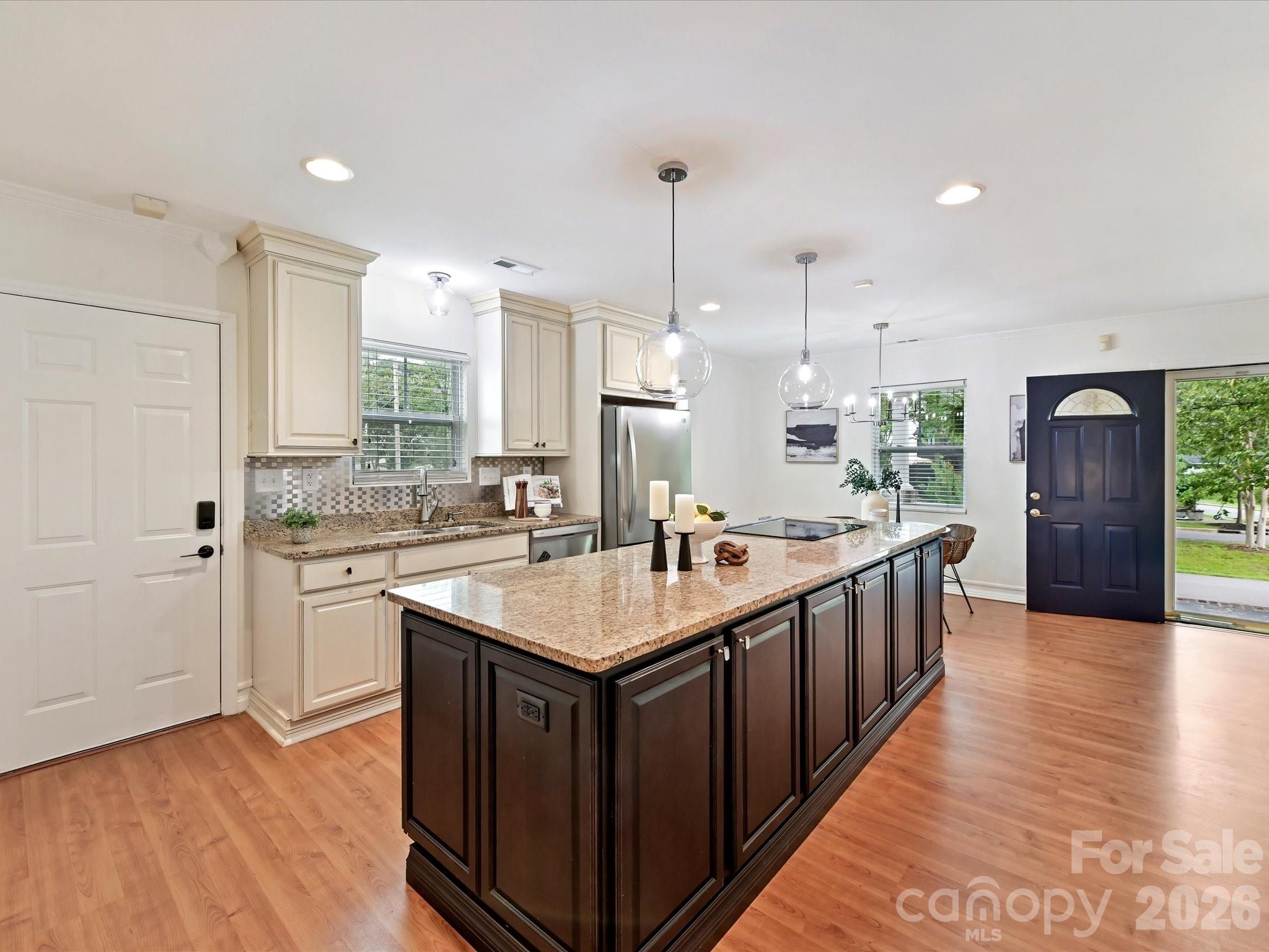 2028 Hamorton Place Property Photo 8