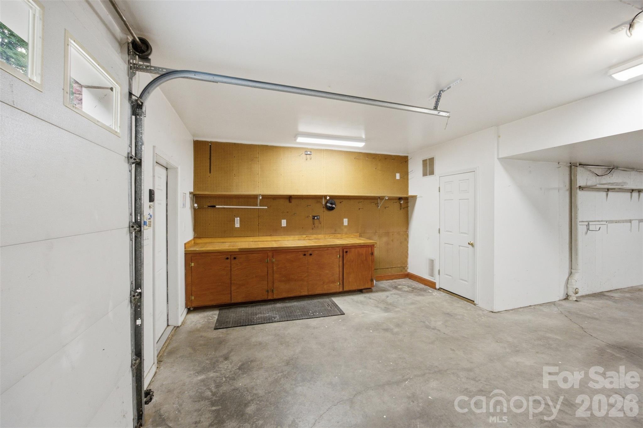 142 Griffin Street Property Photo 32