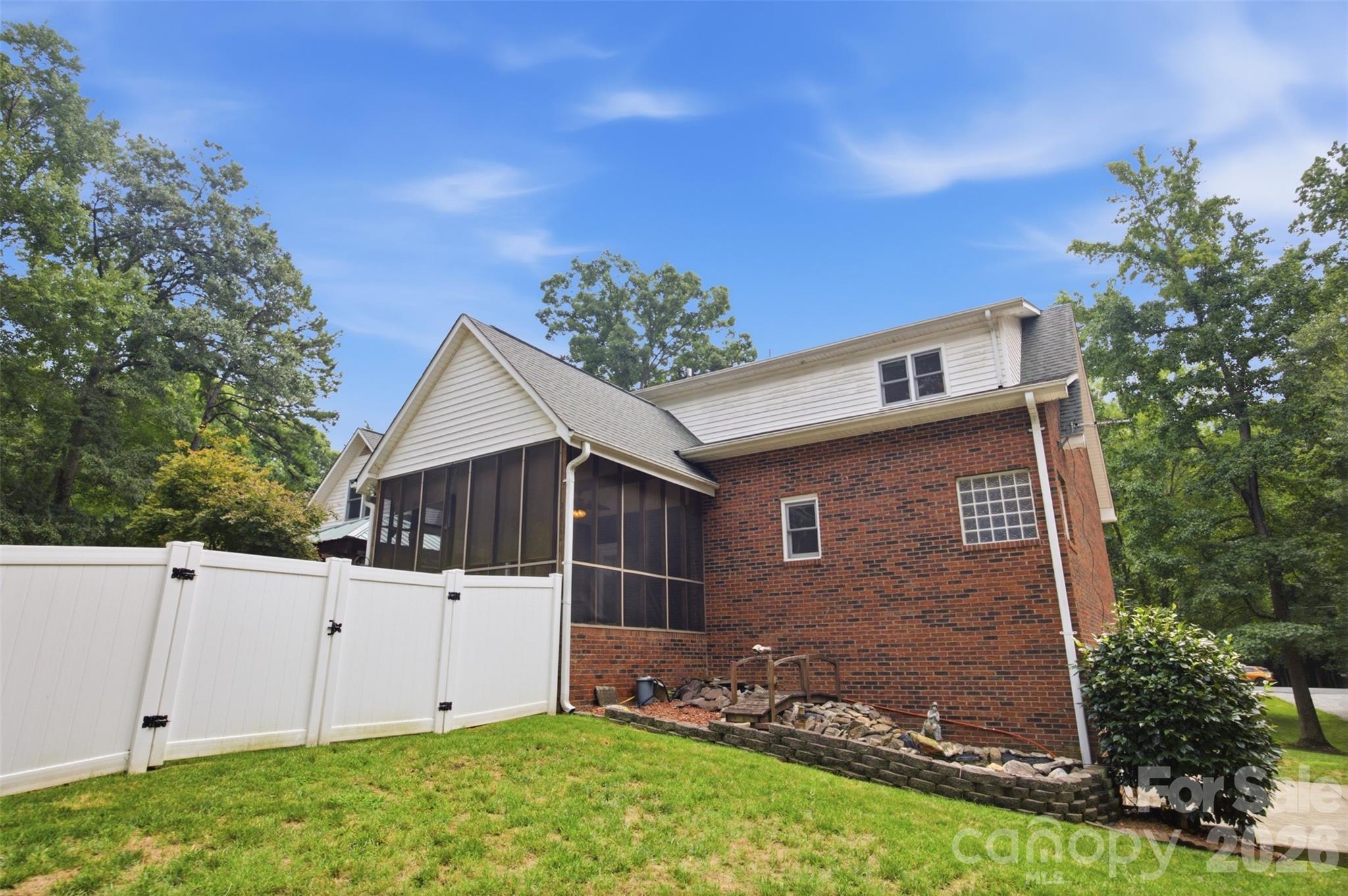 142 Griffin Street Property Photo 37