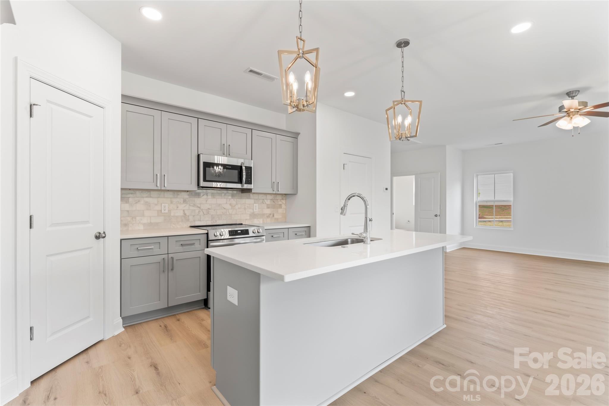 1595 Solitude Court Property Photo 1