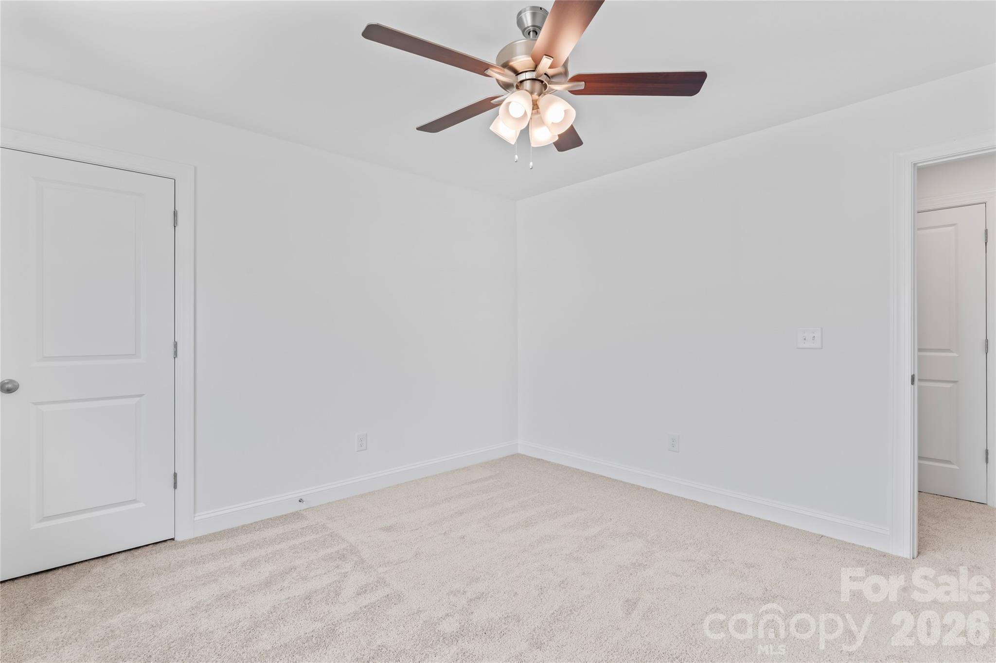 1595 Solitude Court Property Photo 24