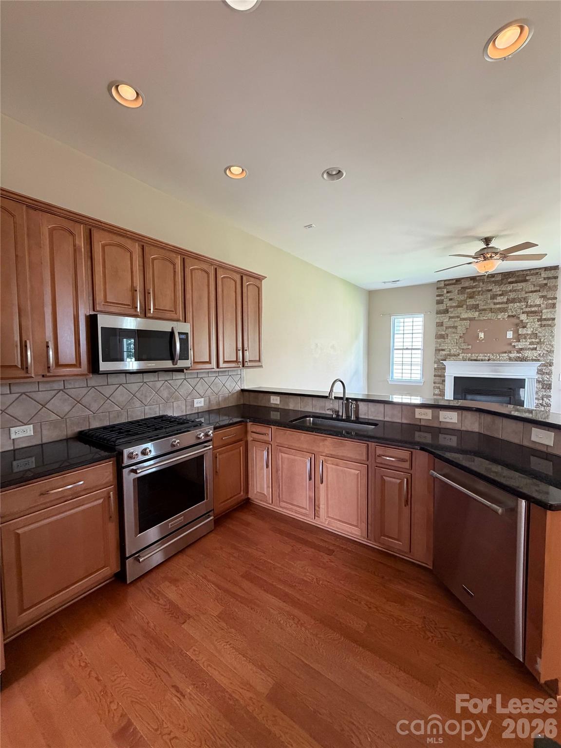10729 Serape Road Property Photo 13