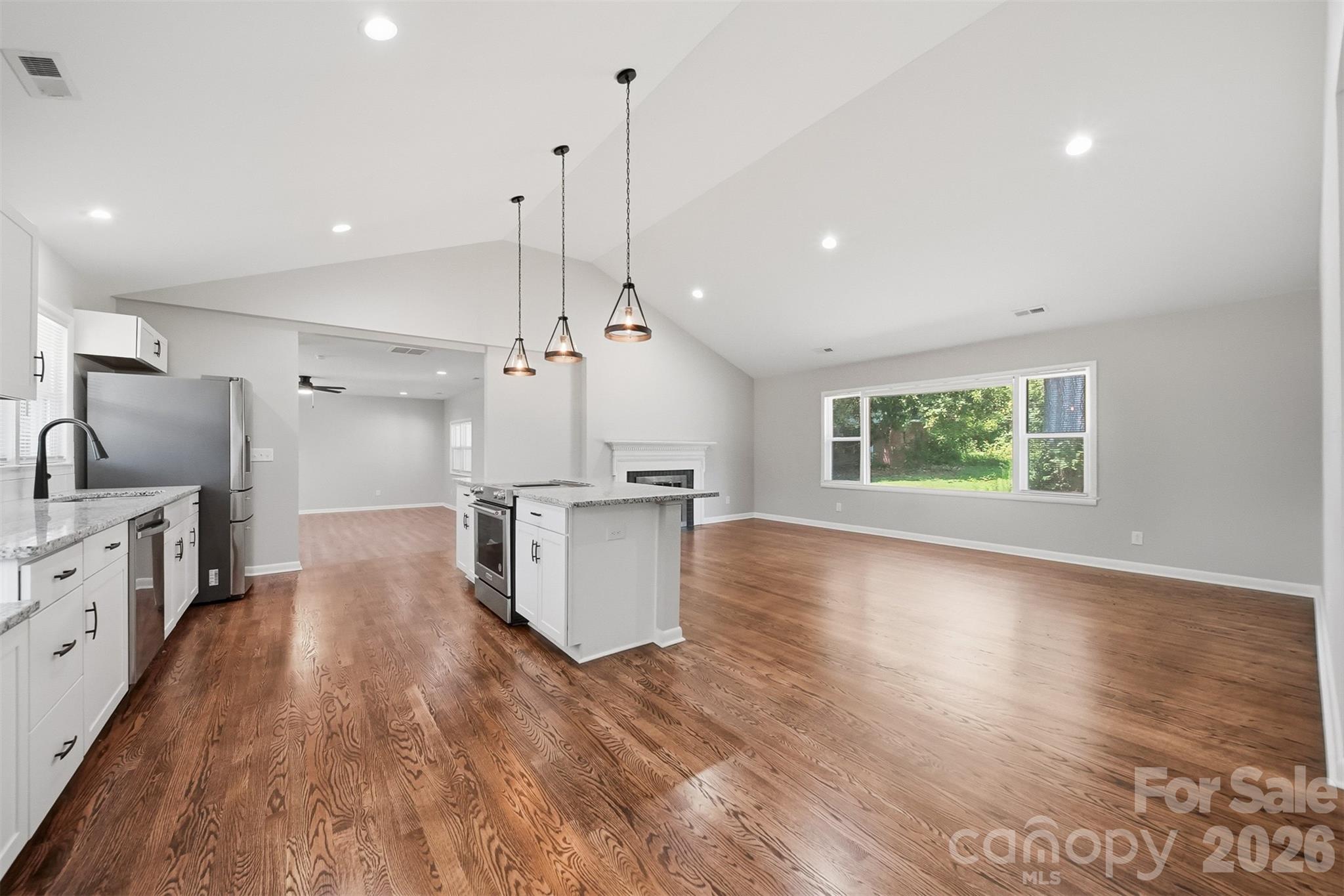 908 13th Street Property Photo 6