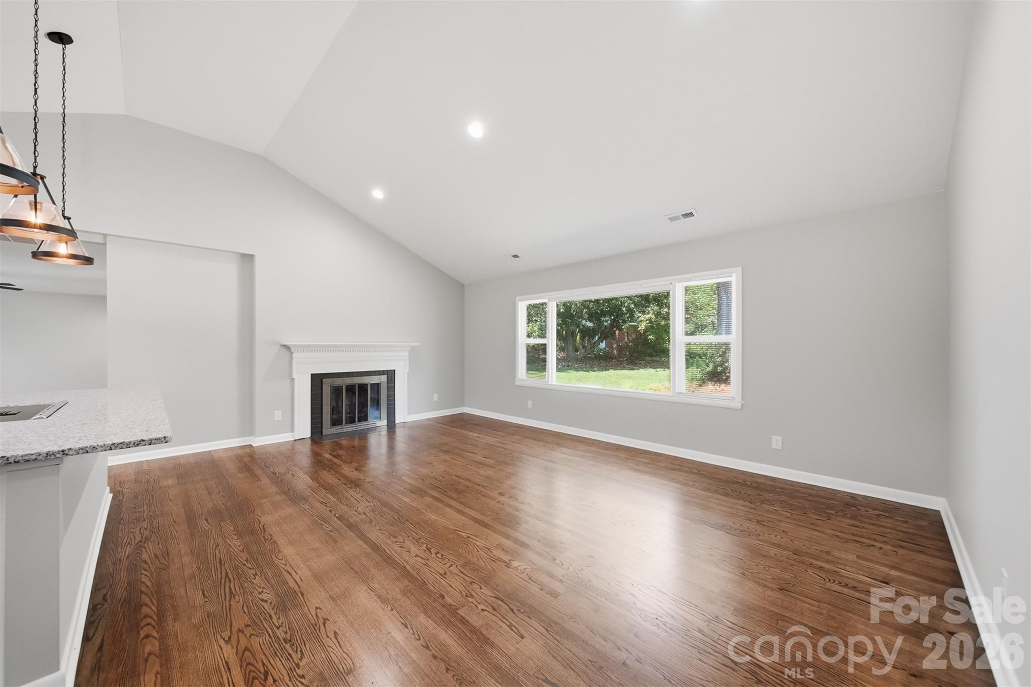 908 13th Street Property Photo 9