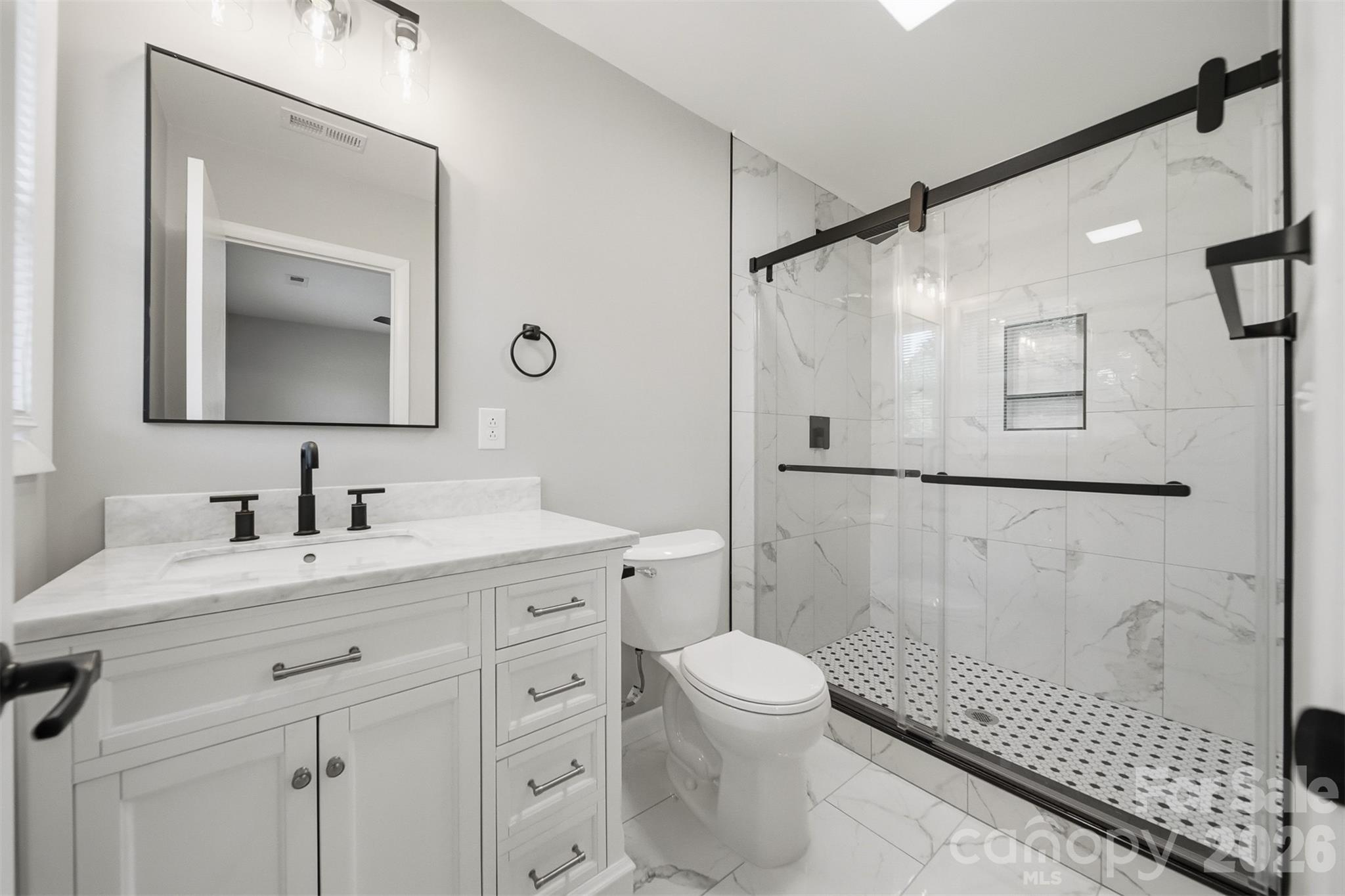 908 13th Street Property Photo 12