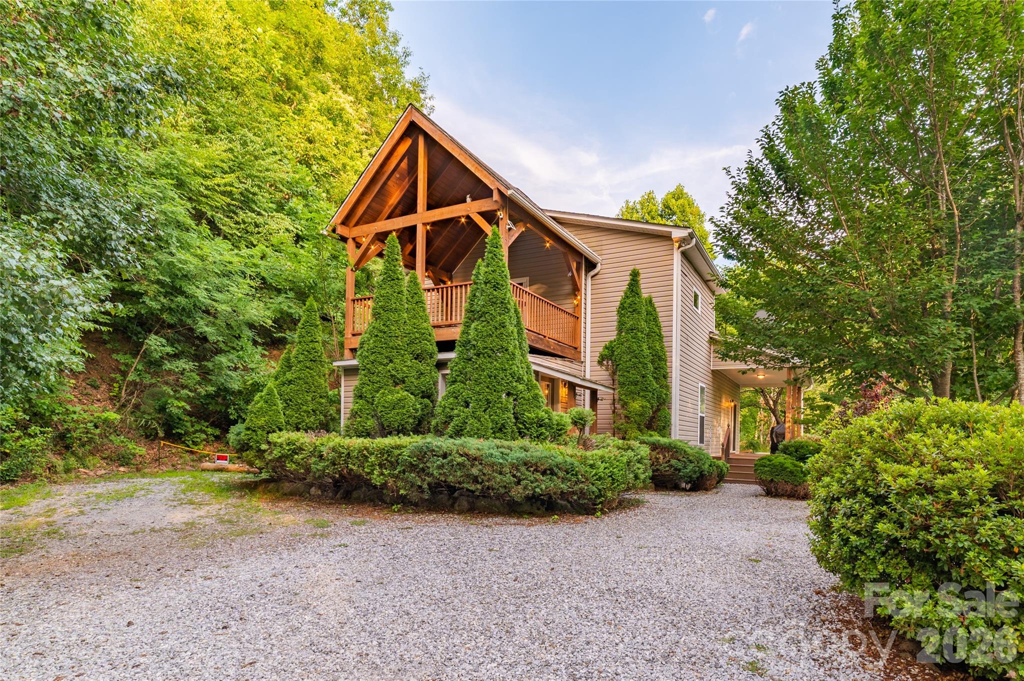 67 Hummingbird Hill Road Property Photo 2