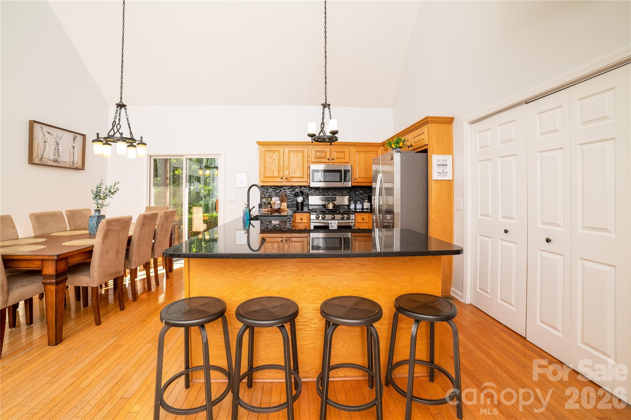 67 Hummingbird Hill Road Property Photo 7