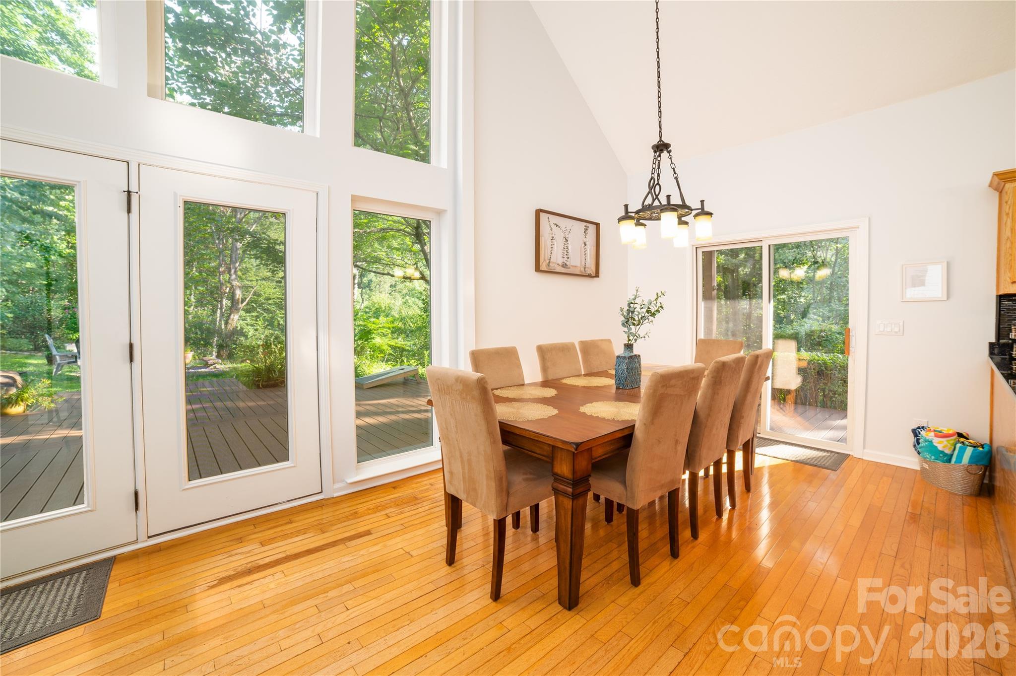 67 Hummingbird Hill Road Property Photo 8