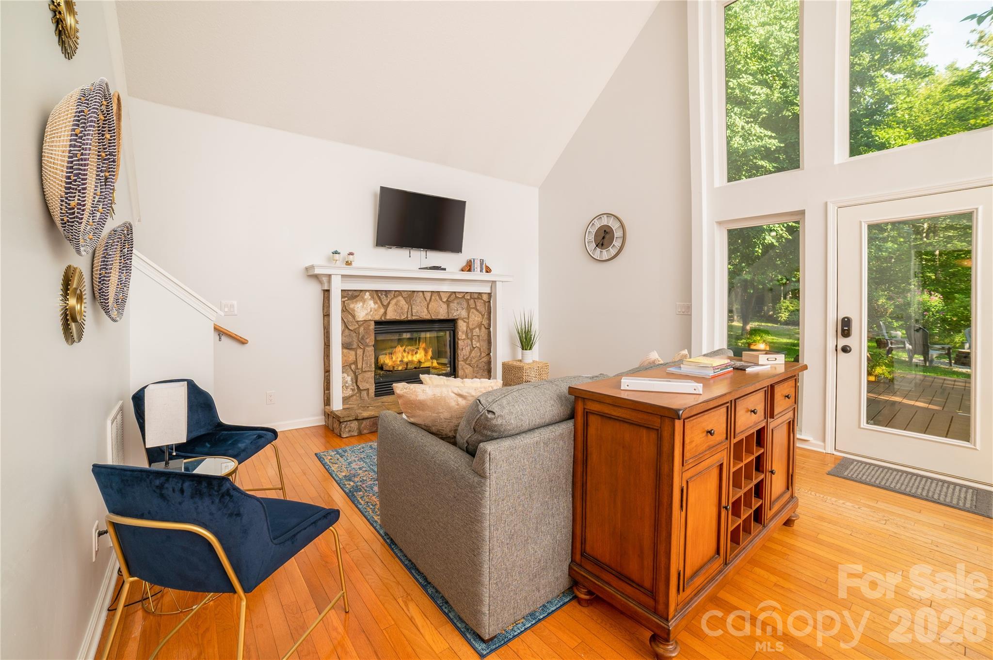 67 Hummingbird Hill Road Property Photo 9